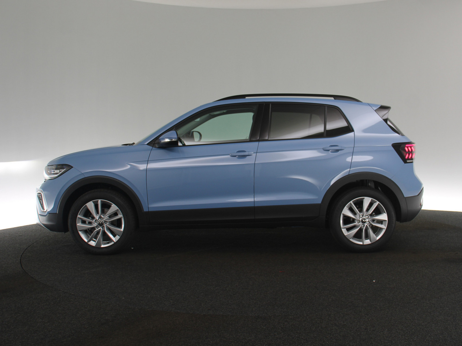 VW T-Cross 1.0 TSI Life VW T-Cross 1.0 TSI Life