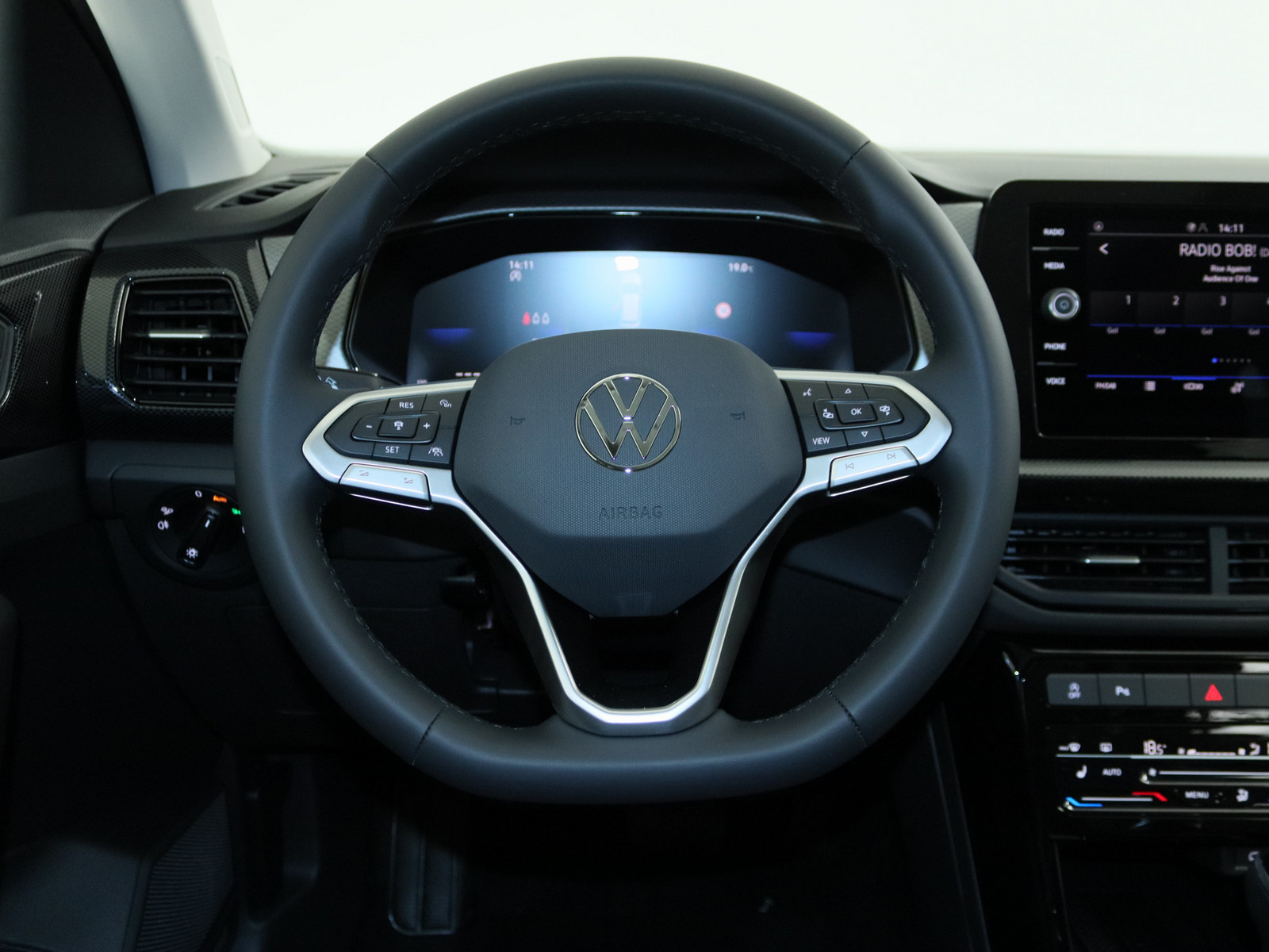 VW T-Cross 1.0 TSI Life VW T-Cross 1.0 TSI Life
