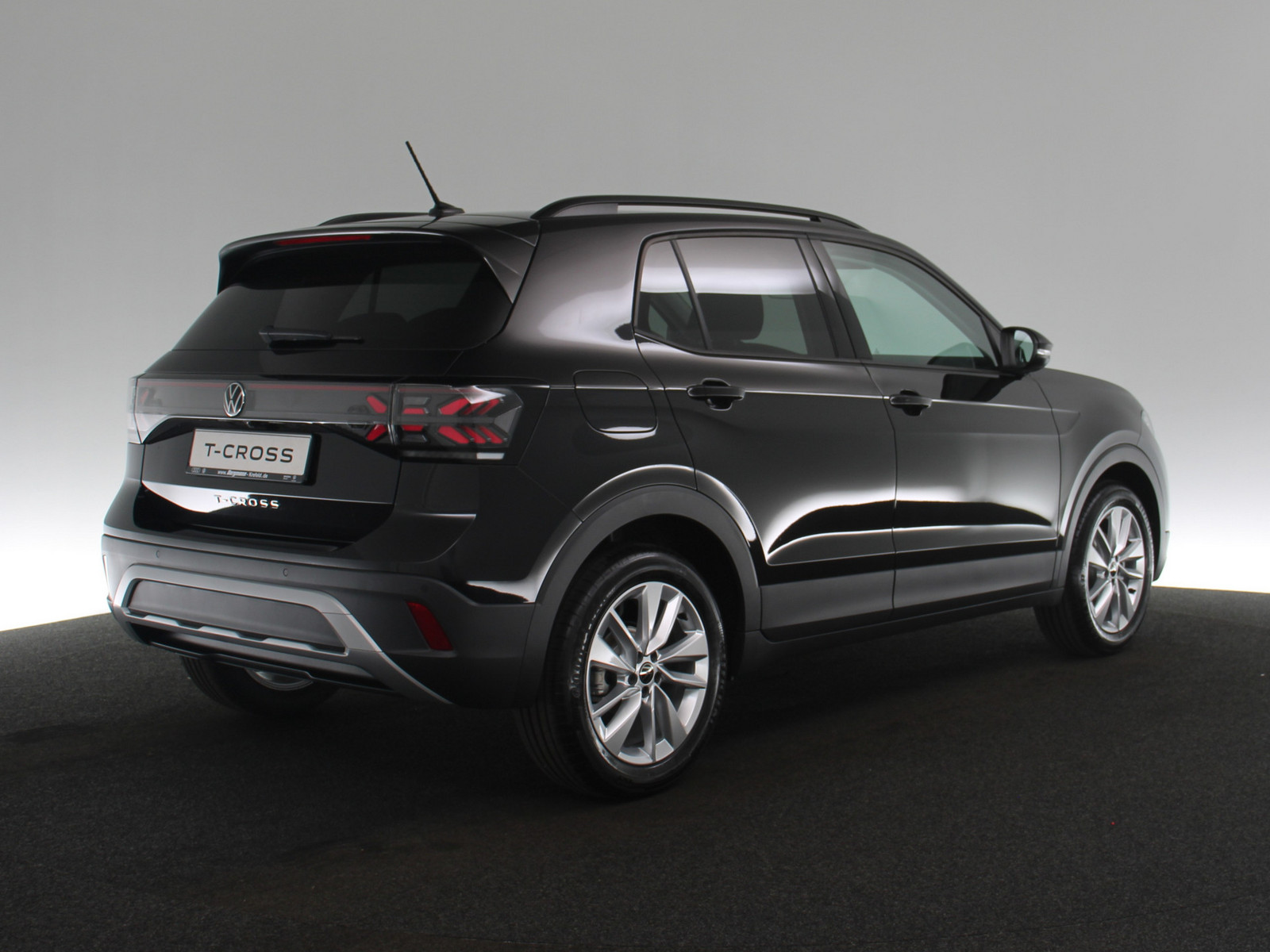 VW T-Cross 1.0 TSI Life VW T-Cross 1.0 TSI Life