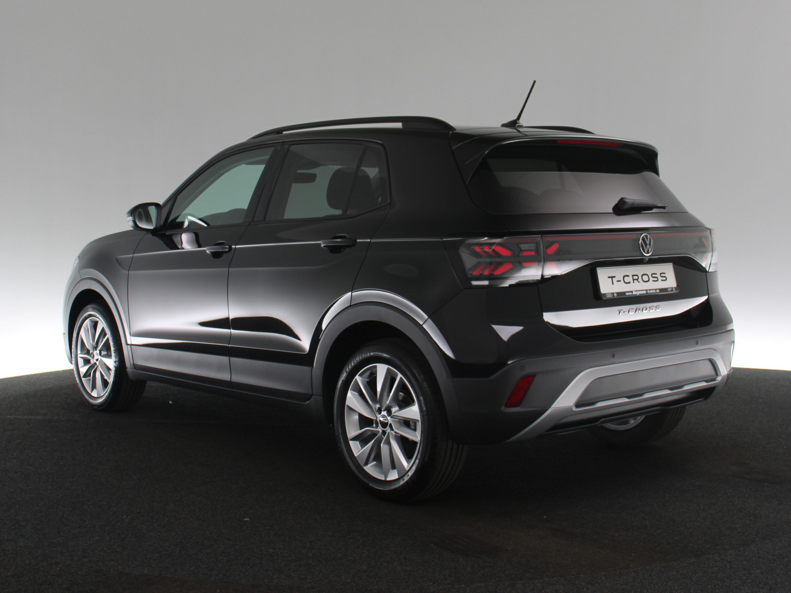 VW T-Cross 1.0 TSI Life VW T-Cross 1.0 TSI Life