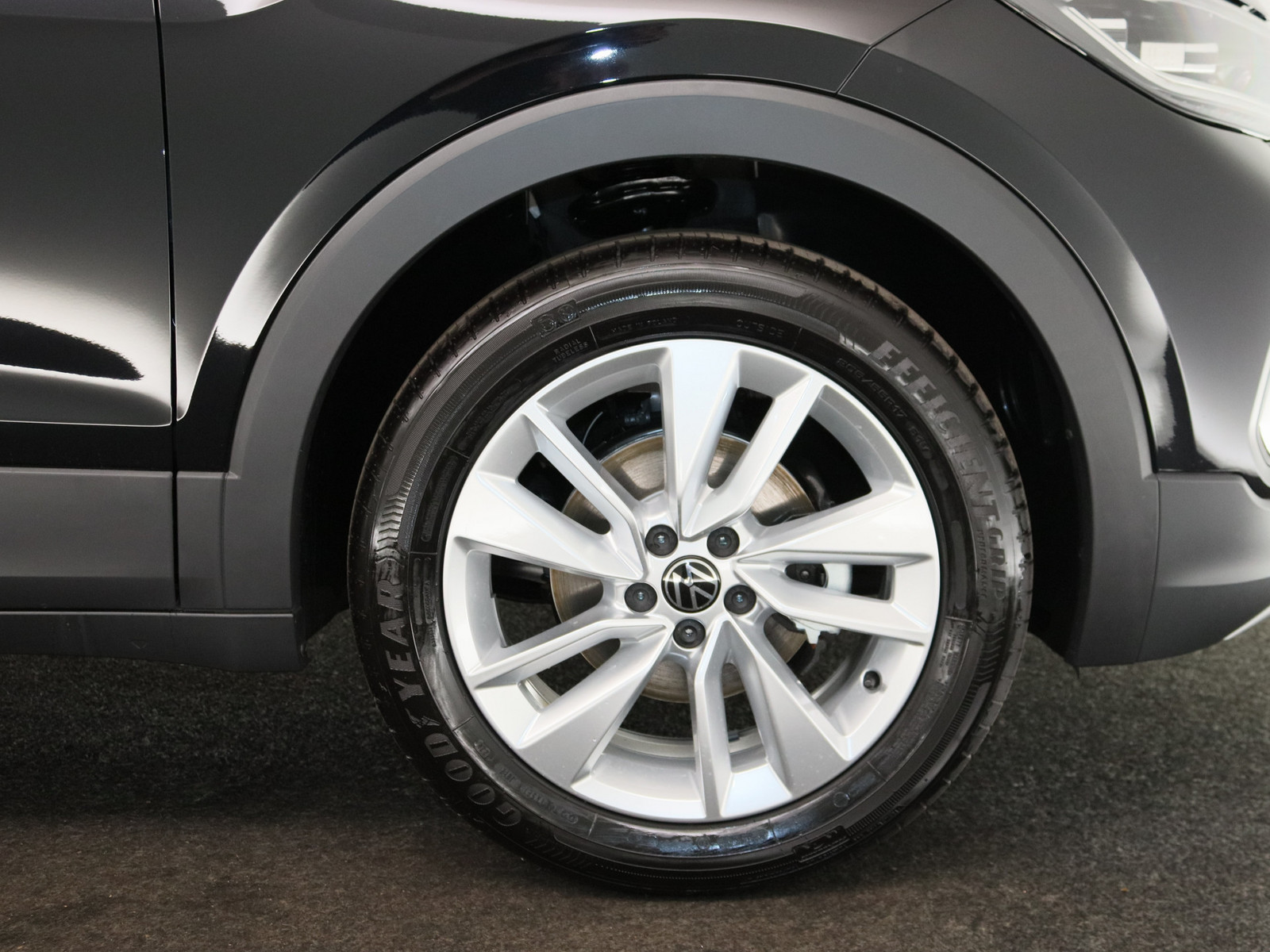 VW T-Cross 1.0 TSI Life VW T-Cross 1.0 TSI Life