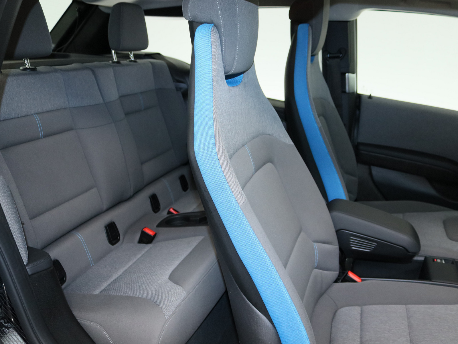 BMW i3 s 120Ah peak 135 kW BMW i3 s 120Ah peak 135 kW