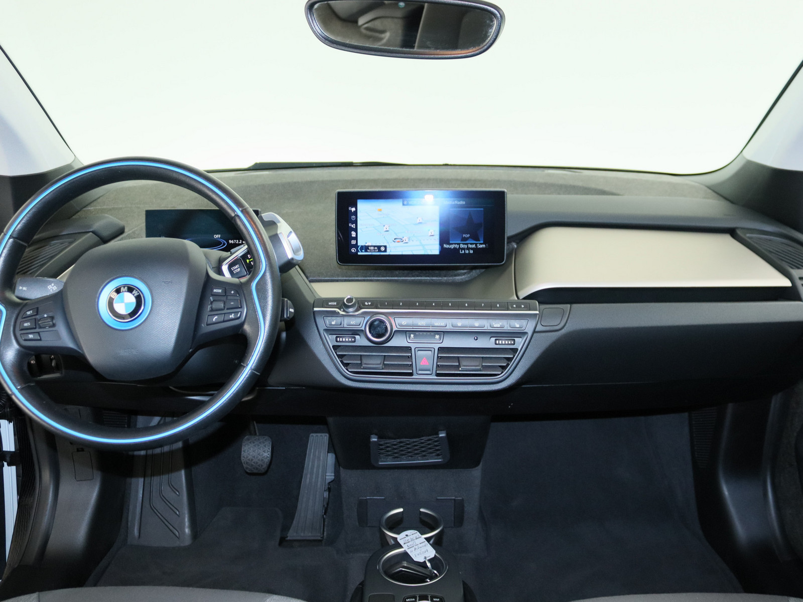 BMW i3 s 120Ah peak 135 kW BMW i3 s 120Ah peak 135 kW