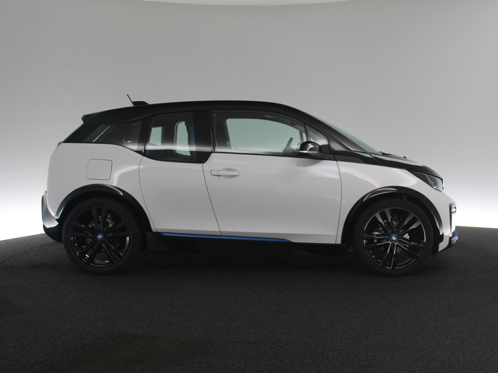 BMW i3 s 120Ah peak 135 kW BMW i3 s 120Ah peak 135 kW