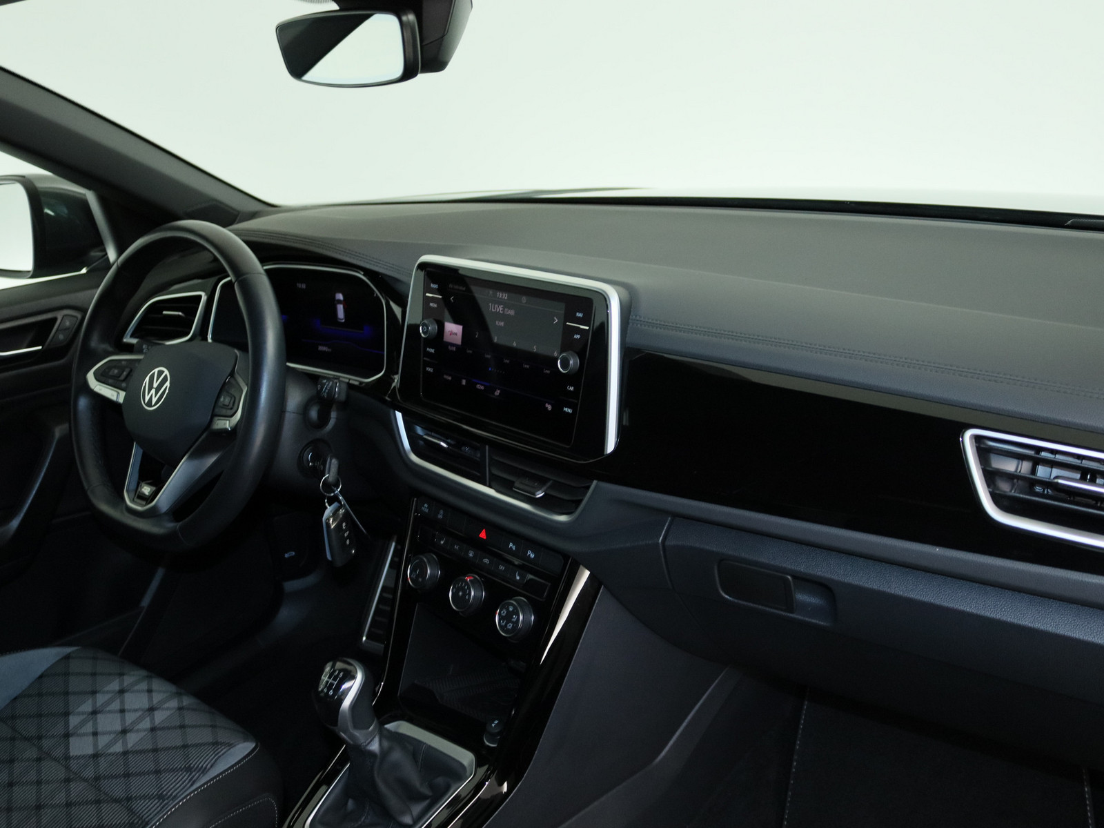 VW T-Roc 1.0 TSI R-Line VW T-Roc 1.0 TSI R-Line