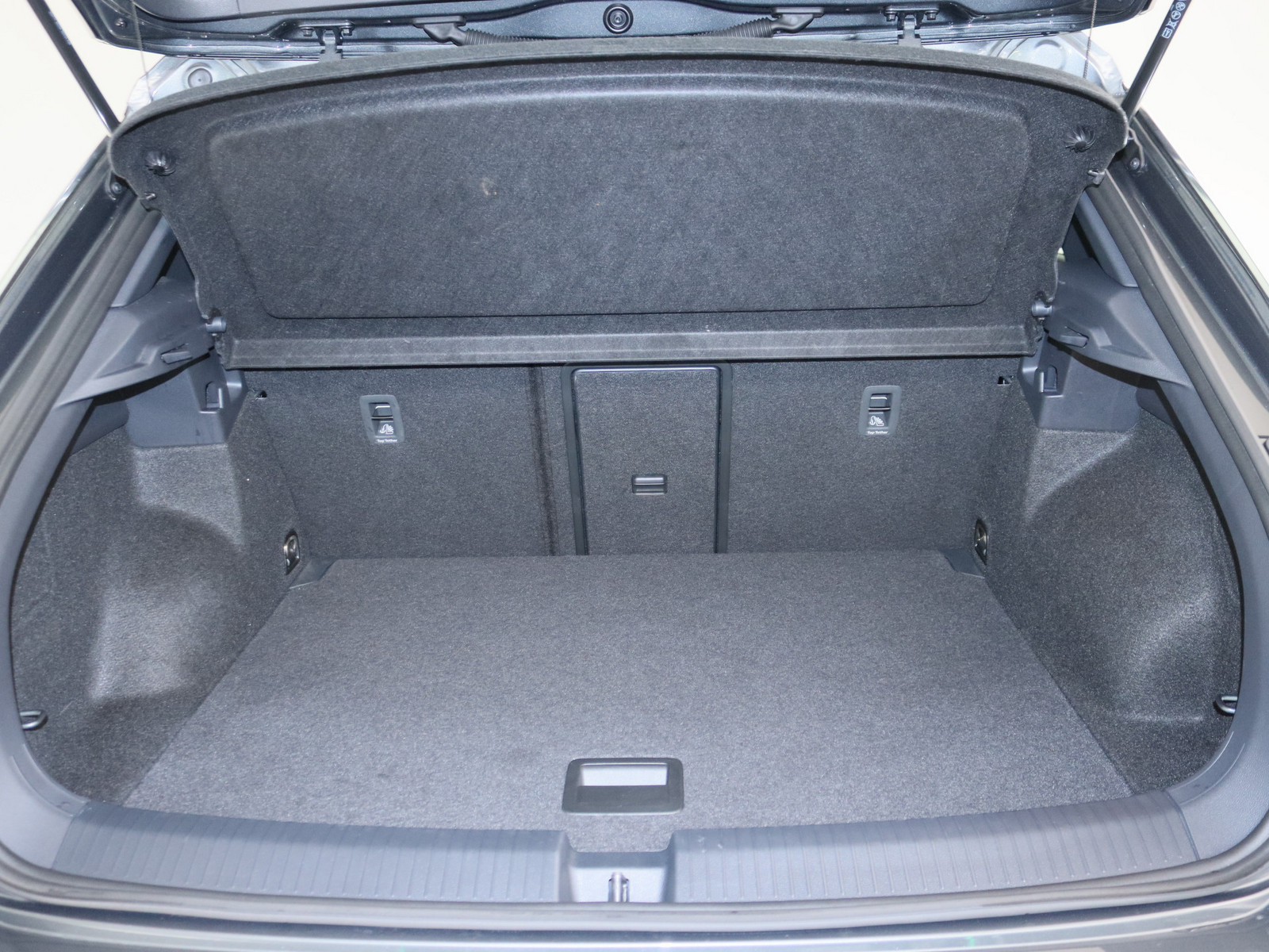 VW T-Roc 1.0 TSI R-Line VW T-Roc 1.0 TSI R-Line