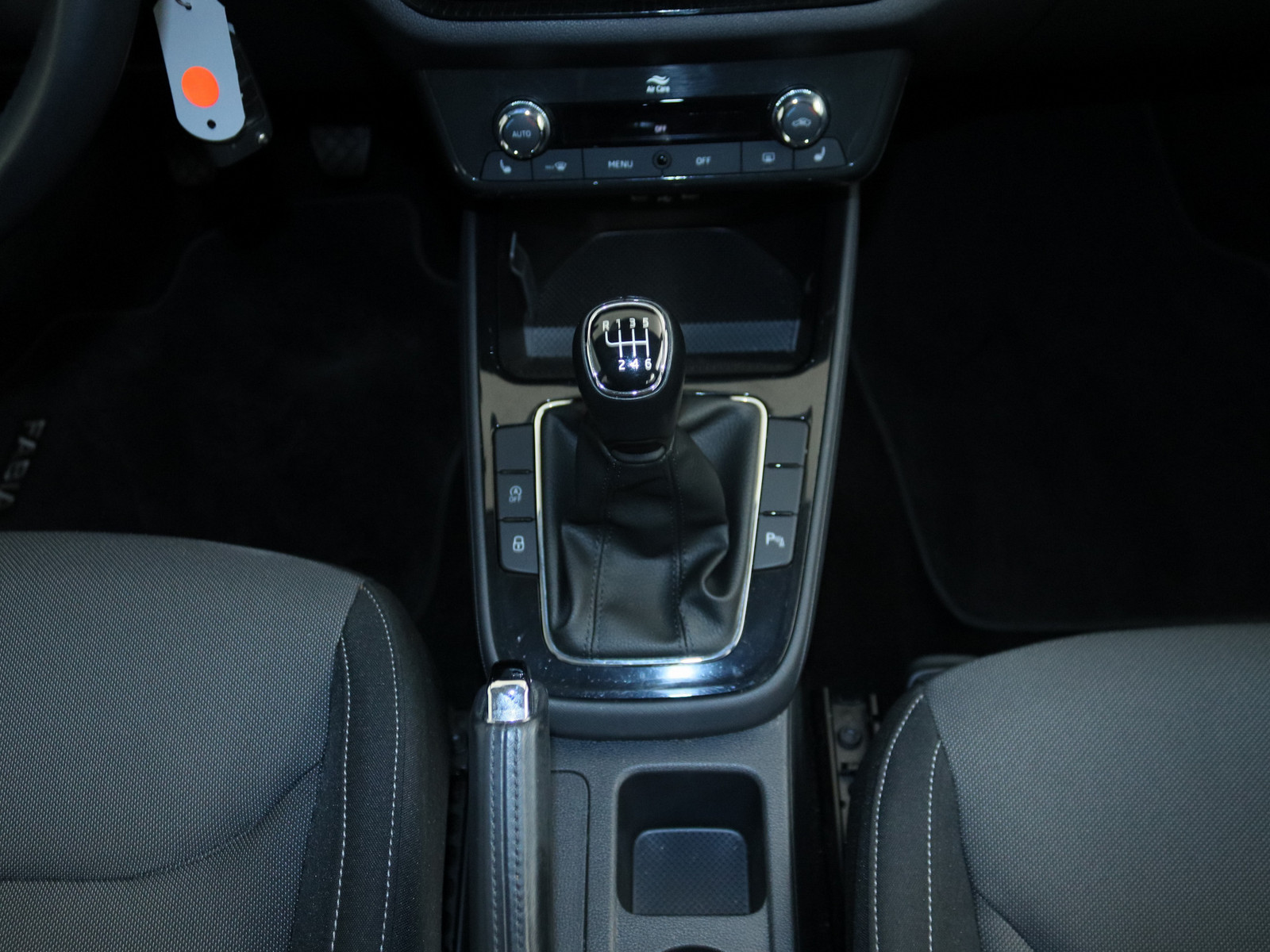 SKODA Fabia 1.0 TSI Ambition SKODA Fabia 1.0 TSI Ambition