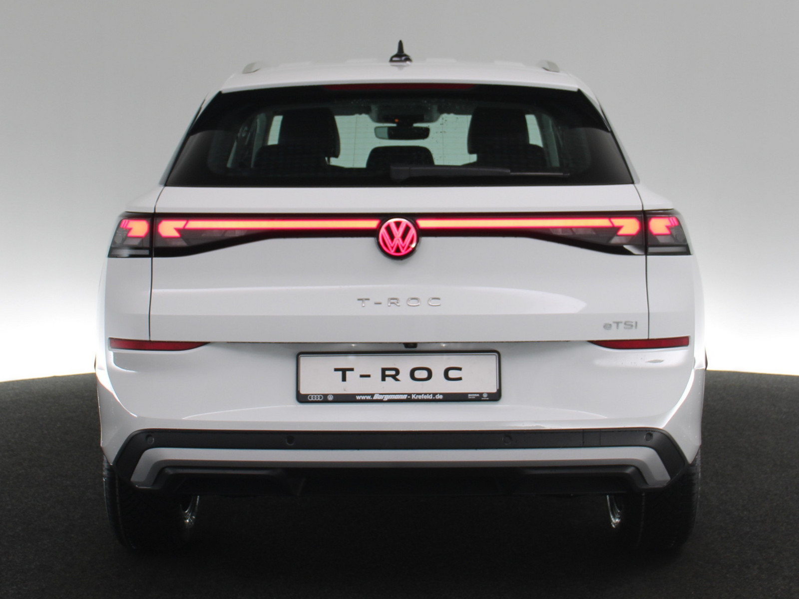 VW T-Roc 1.5 eTSI Style VW T-Roc 1.5 eTSI Style
