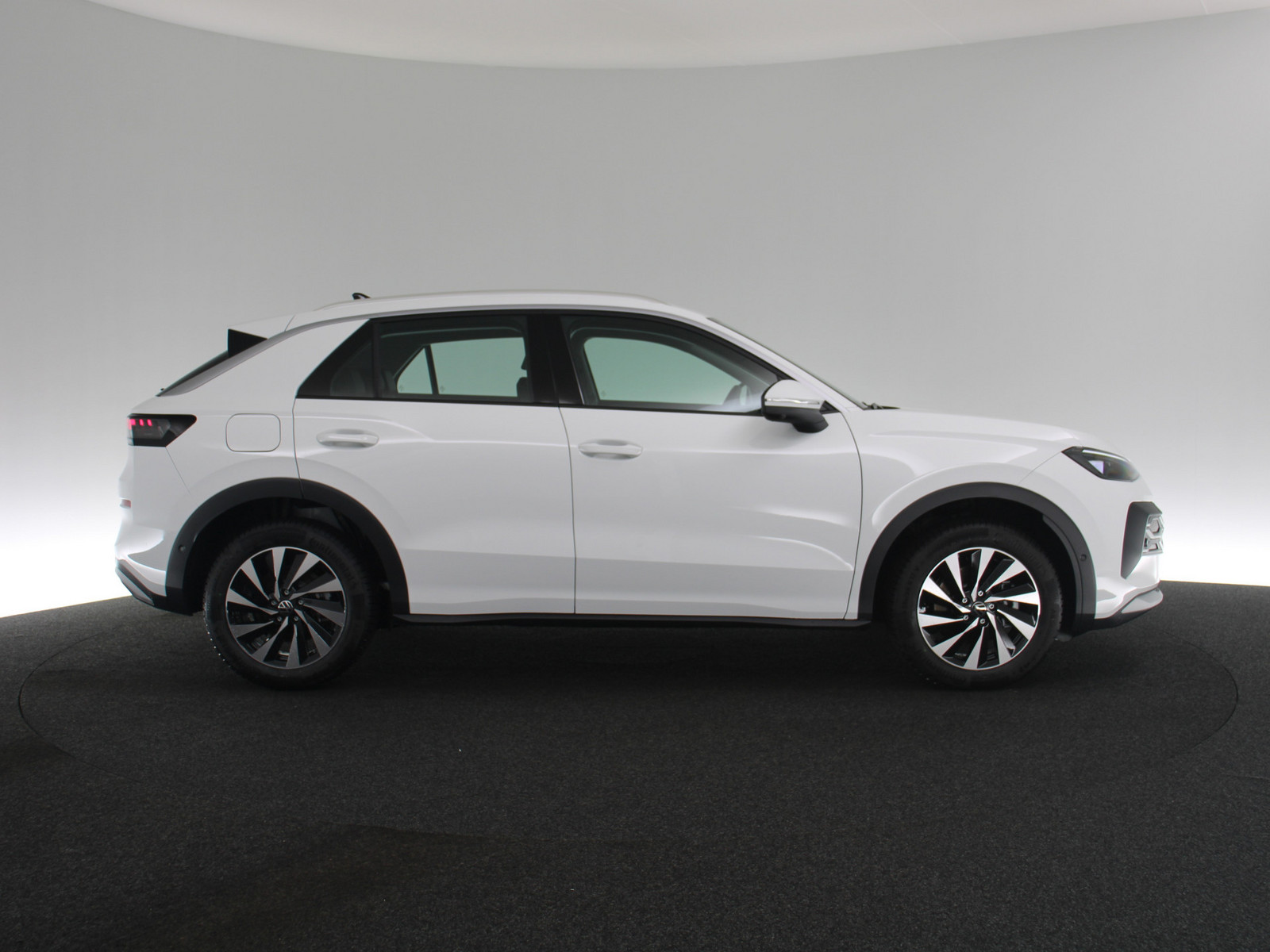 VW T-Roc 1.5 eTSI Style VW T-Roc 1.5 eTSI Style
