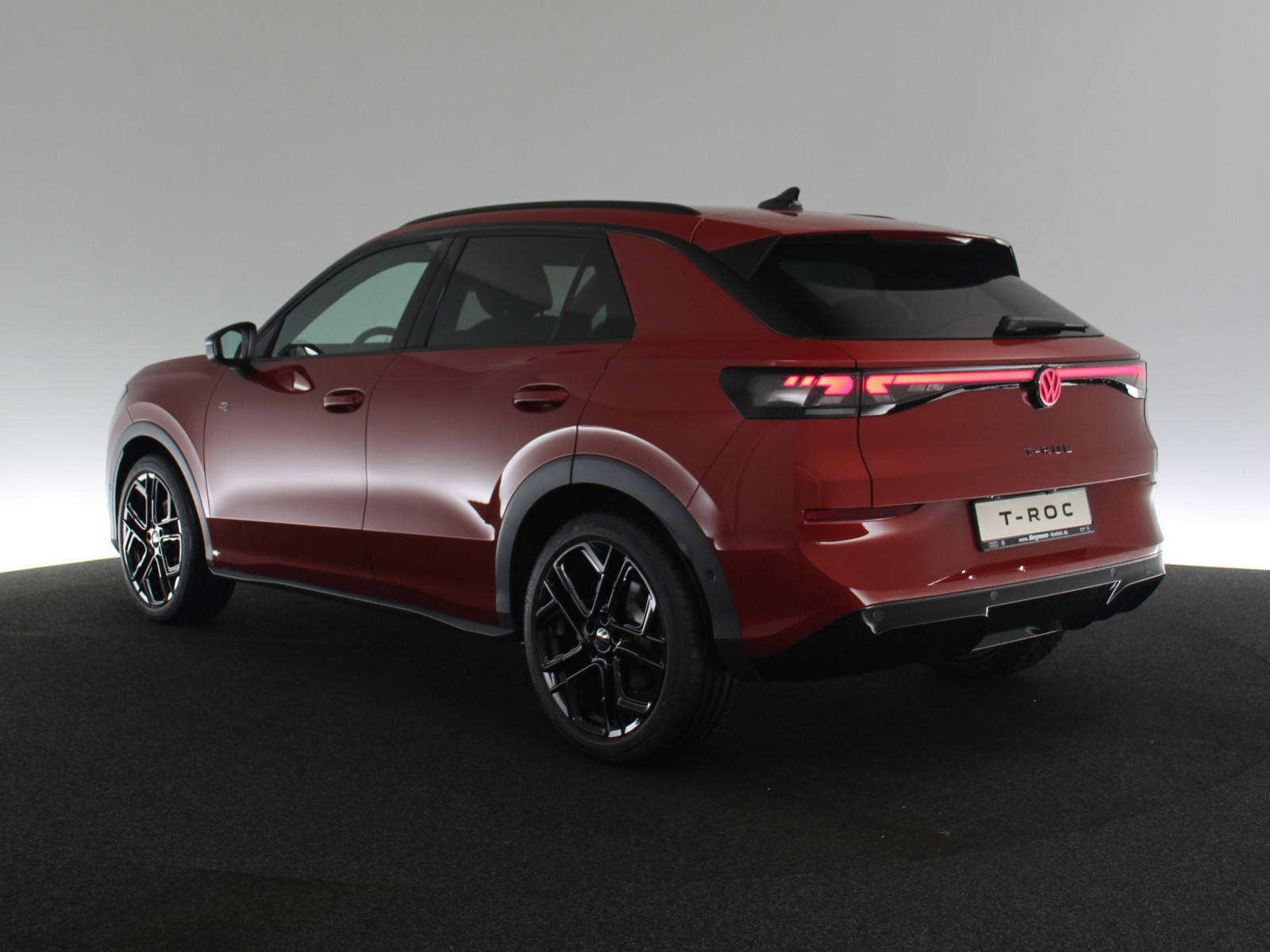 VW T-Roc 1.5 eTSI R-Line VW T-Roc 1.5 eTSI R-Line