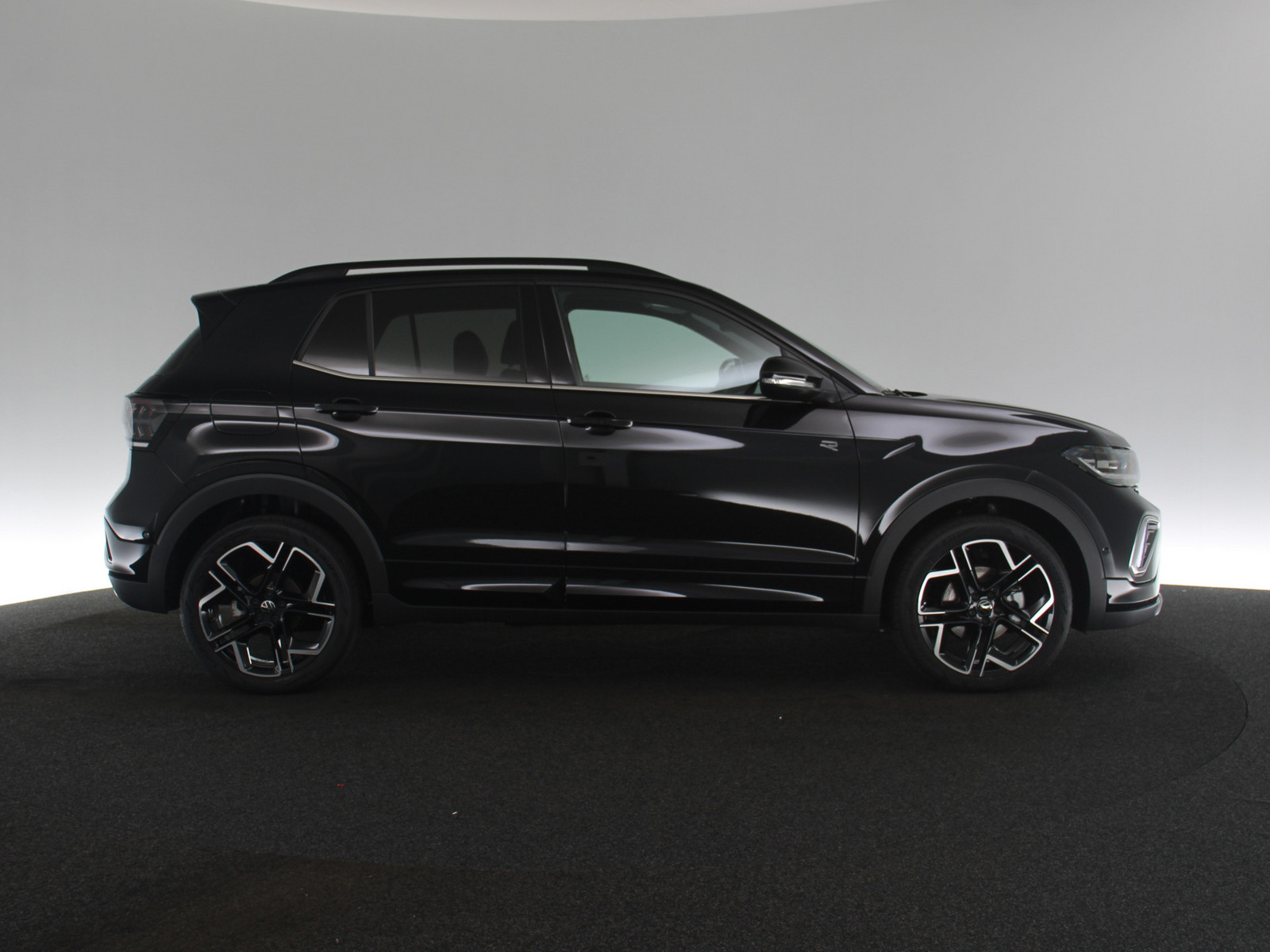 VW T-Cross 1.5 TSI R-Line VW T-Cross 1.5 TSI R-Line