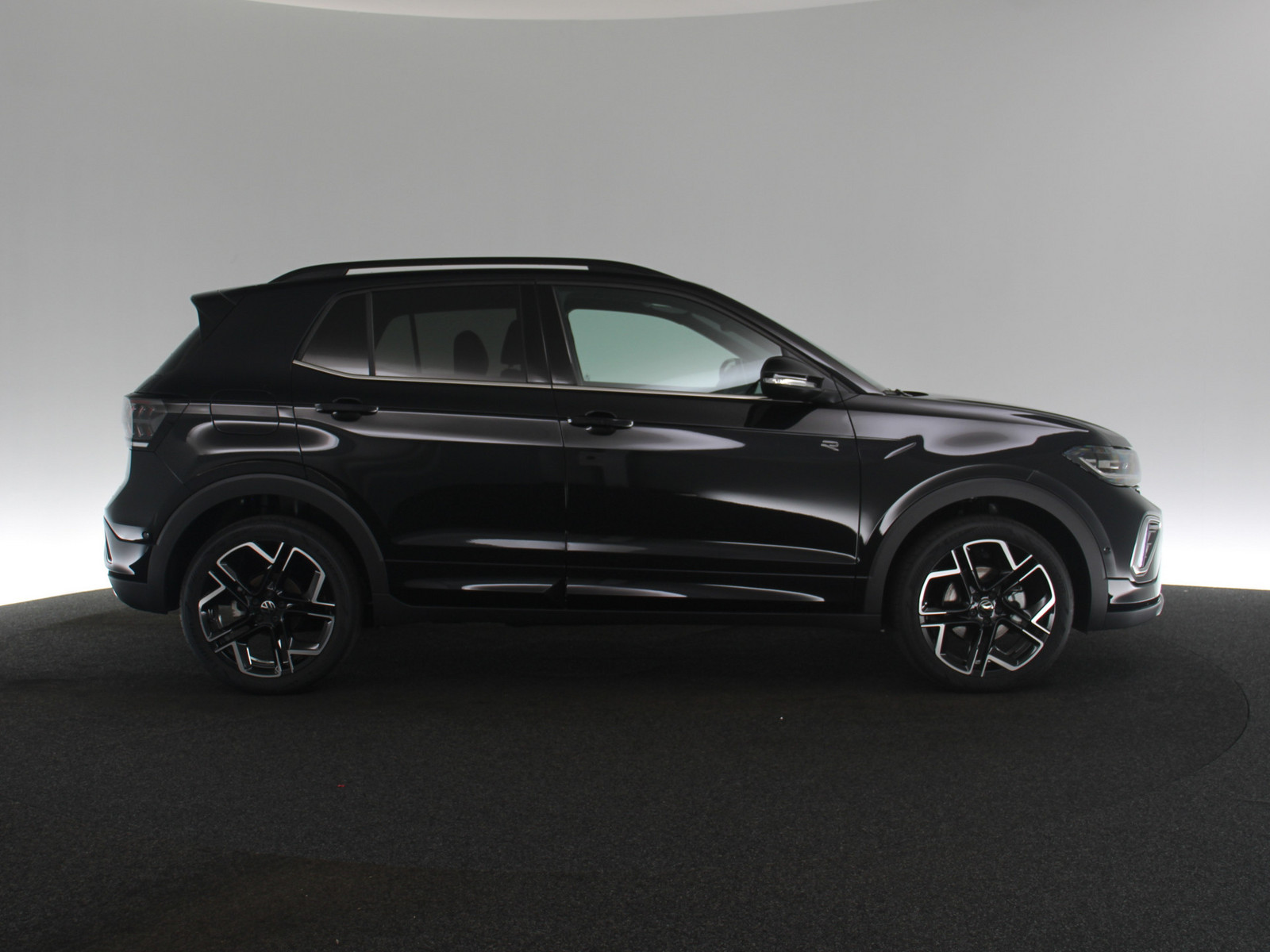 VW T-Cross 1.5 TSI R-Line VW T-Cross 1.5 TSI R-Line
