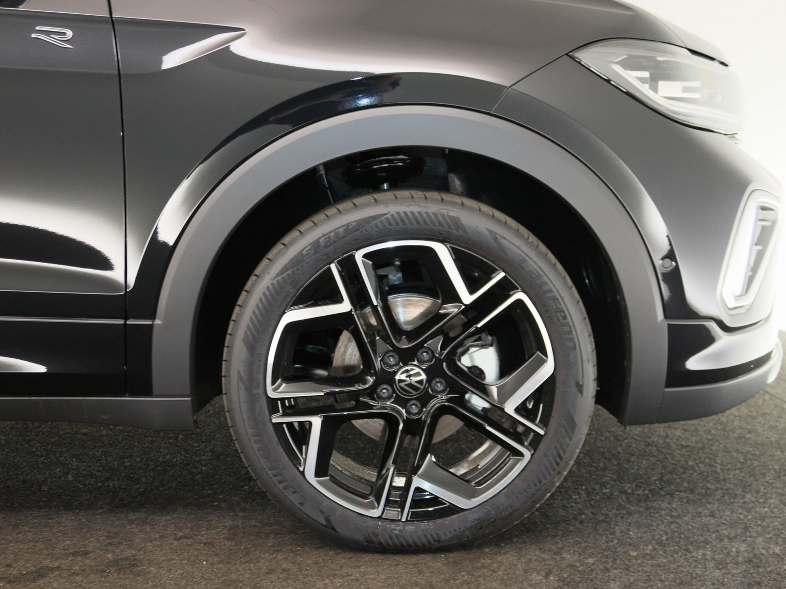 VW T-Cross 1.5 TSI R-Line VW T-Cross 1.5 TSI R-Line