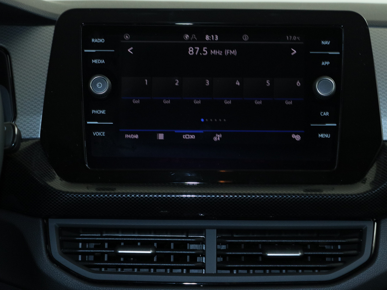 VW T-Cross 1.0 TSI Life VW T-Cross 1.0 TSI Life
