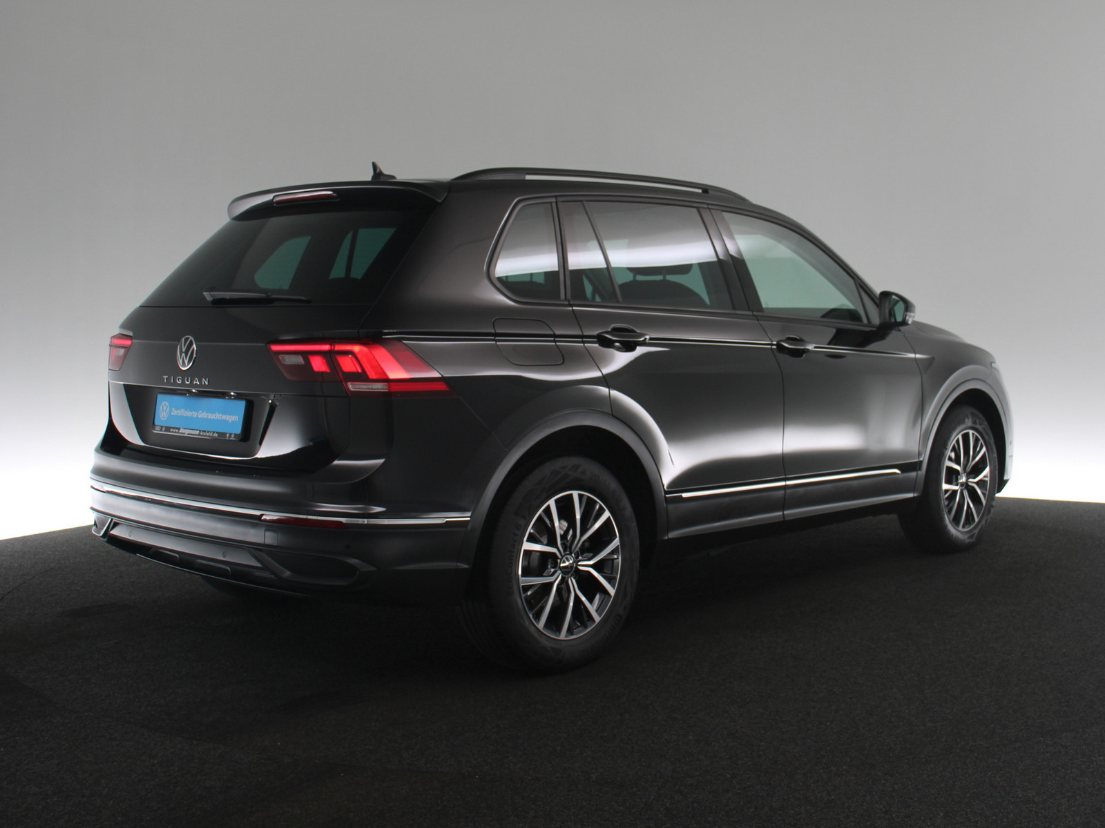 VW Tiguan 2.0 TDI Life VW Tiguan 2.0 TDI Life