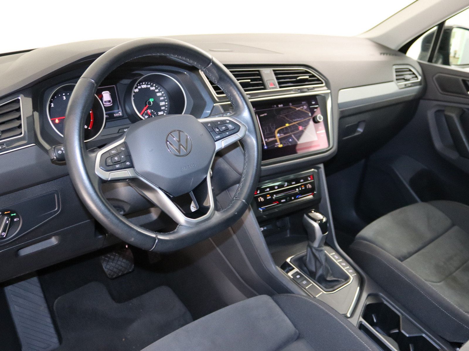 VW Tiguan 2.0 TDI Life VW Tiguan 2.0 TDI Life