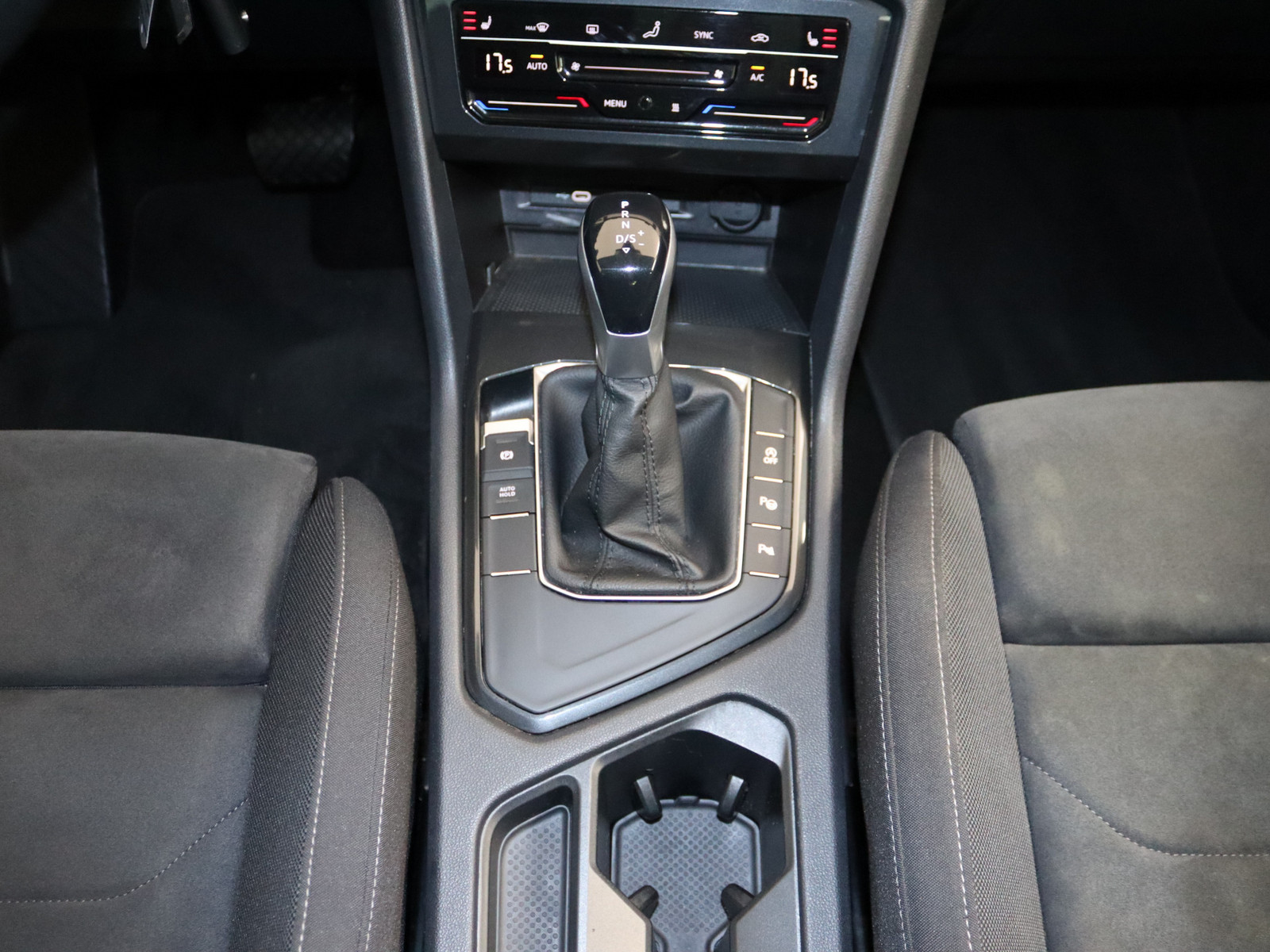 VW Tiguan 2.0 TDI Life VW Tiguan 2.0 TDI Life