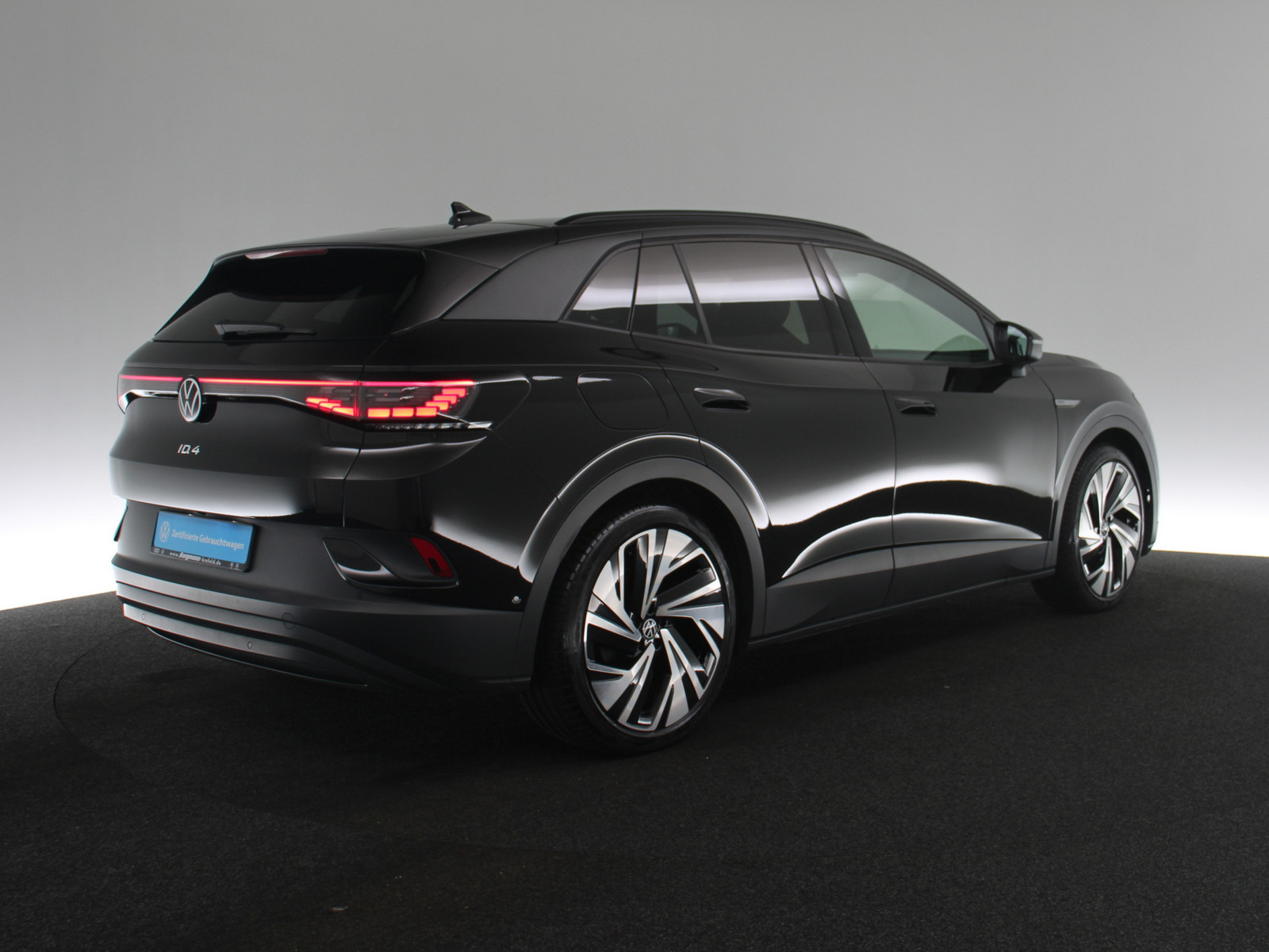 VW ID.4 Pro mit Infotainmentpaket 4Motion VW ID.4 Pro mit Infotainmentpaket 4Motion