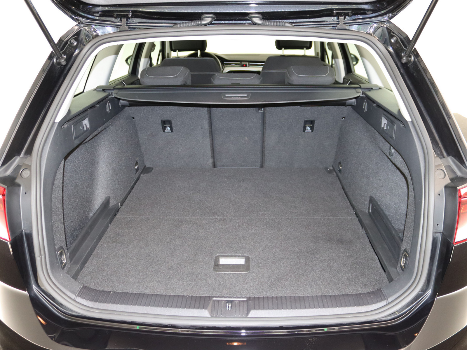VW Passat Variant 2.0 TDI Business VW Passat Variant 2.0 TDI Business