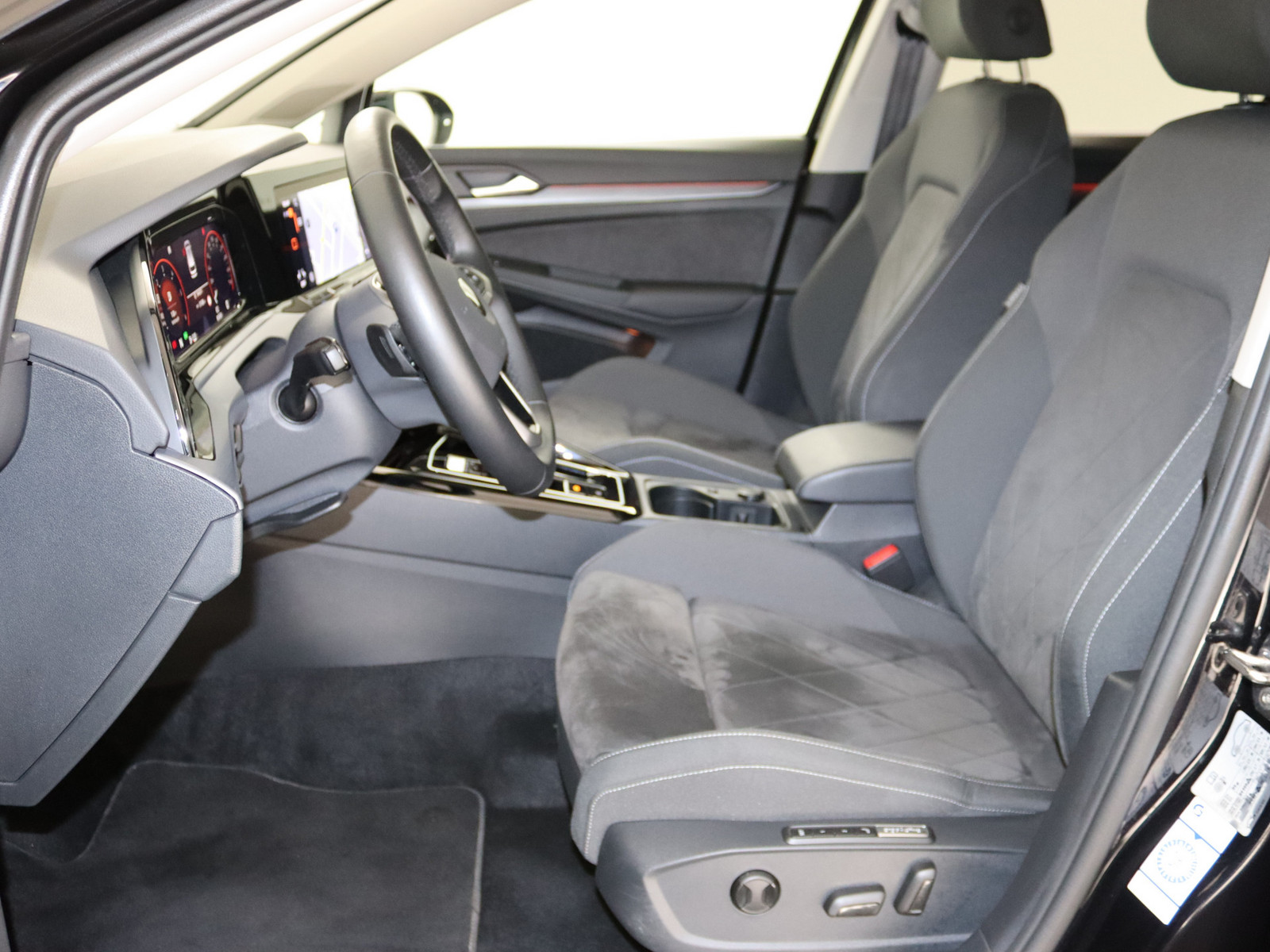 VW Golf VIII 2.0 TDI Style VW Golf VIII 2.0 TDI Style