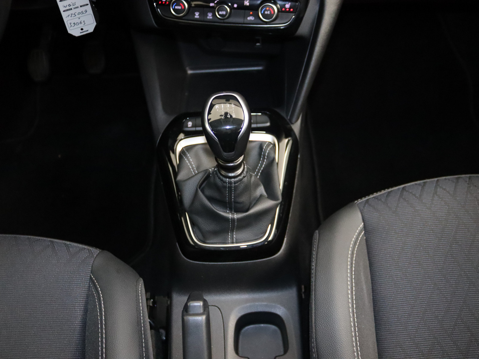 OPEL Corsa F 1.2 Elegance OPEL Corsa F 1.2 Elegance