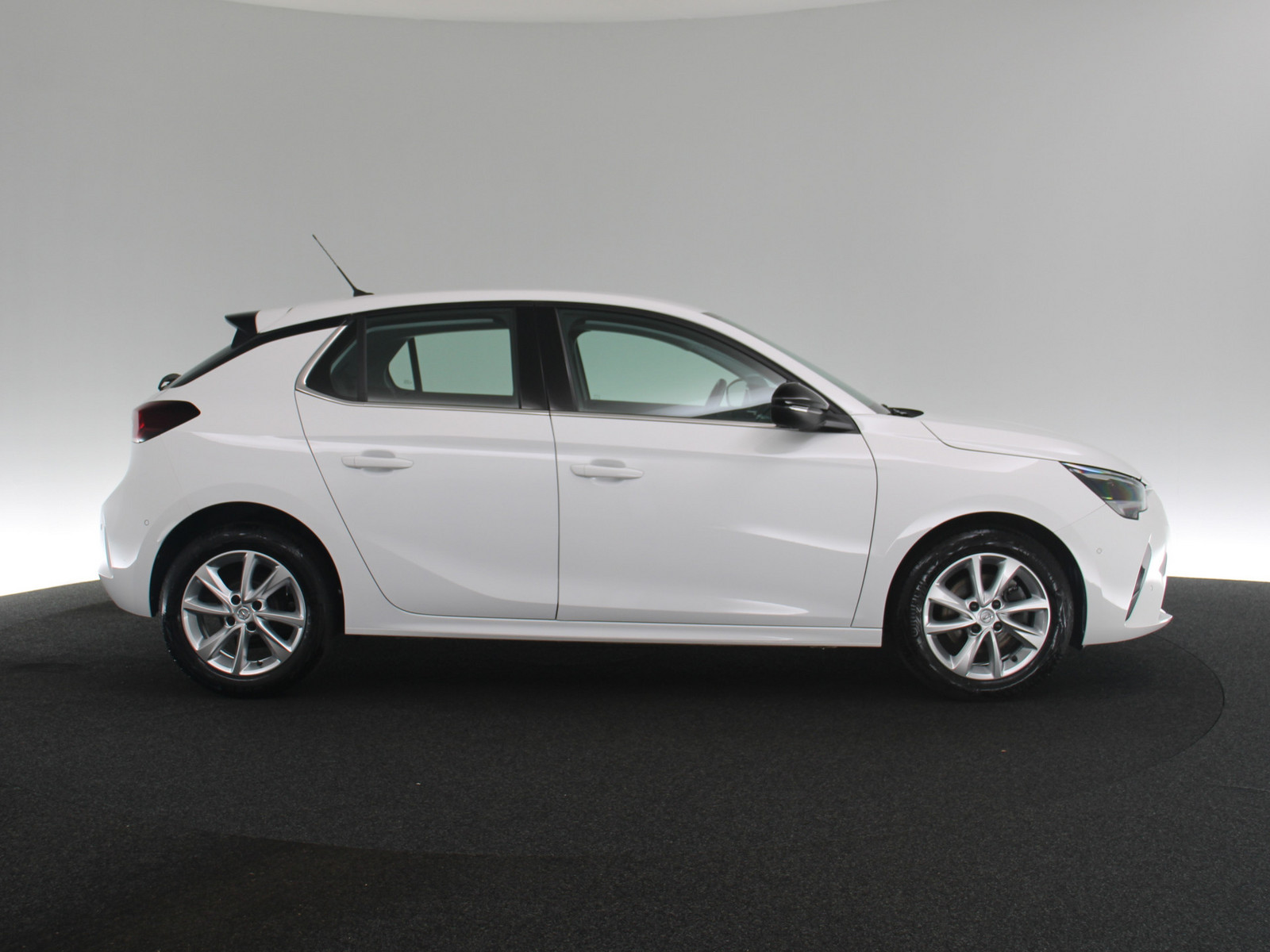 OPEL Corsa F 1.2 Elegance OPEL Corsa F 1.2 Elegance