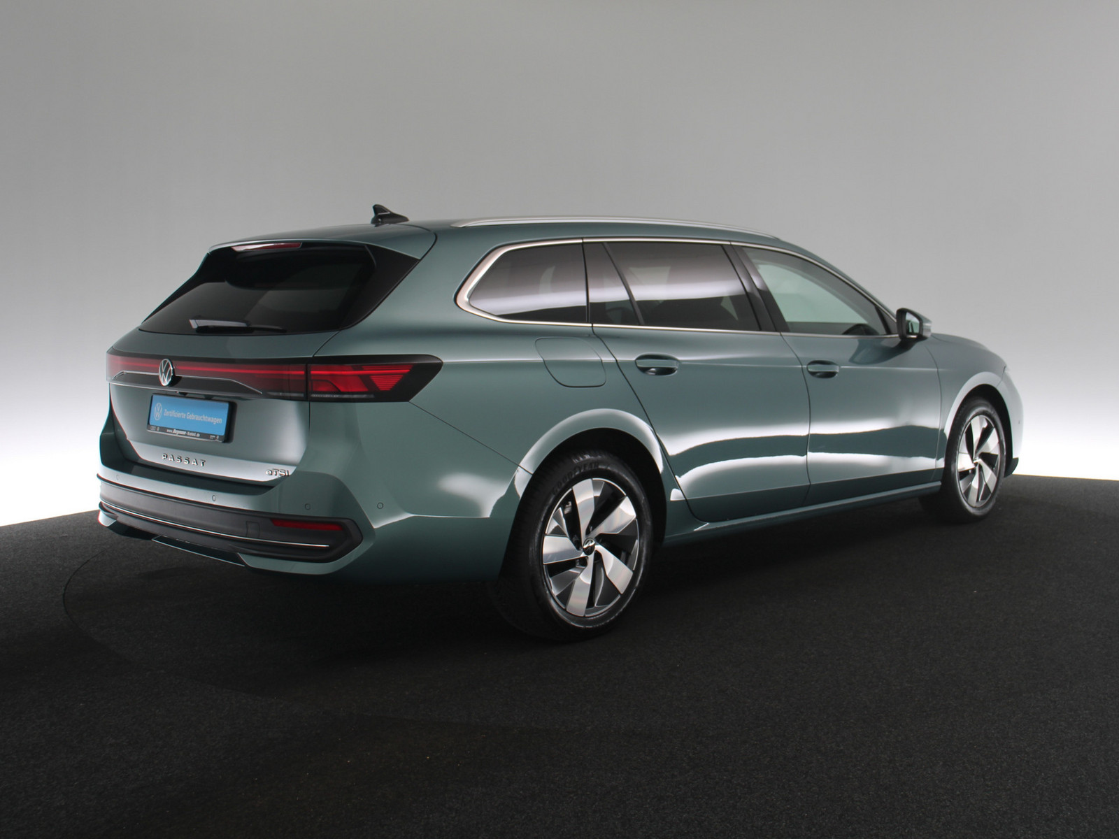VW Passat 1.5 eTSI Business VW Passat 1.5 eTSI Business
