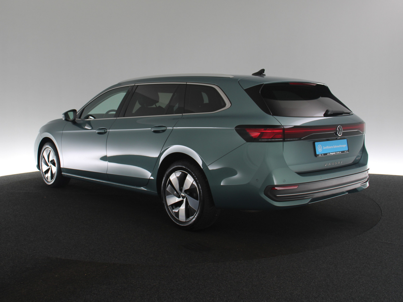VW Passat 1.5 eTSI Business VW Passat 1.5 eTSI Business