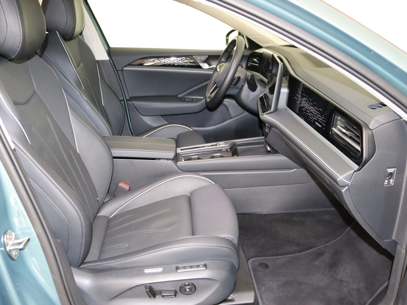 VW Passat 1.5 eTSI Business VW Passat 1.5 eTSI Business