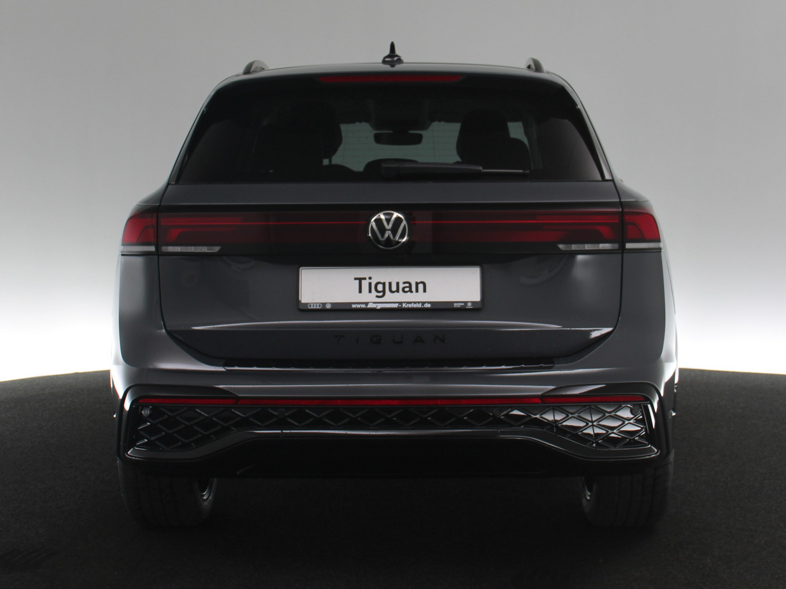 VW Tiguan 1.5 eTSI Edition 20 VW Tiguan 1.5 eTSI Edition 20
