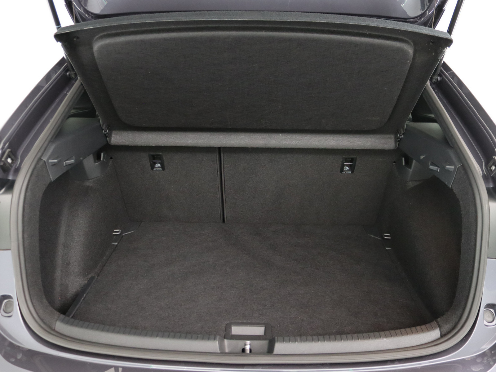 VW Taigo 1.0 TSI R-Line VW Taigo 1.0 TSI R-Line