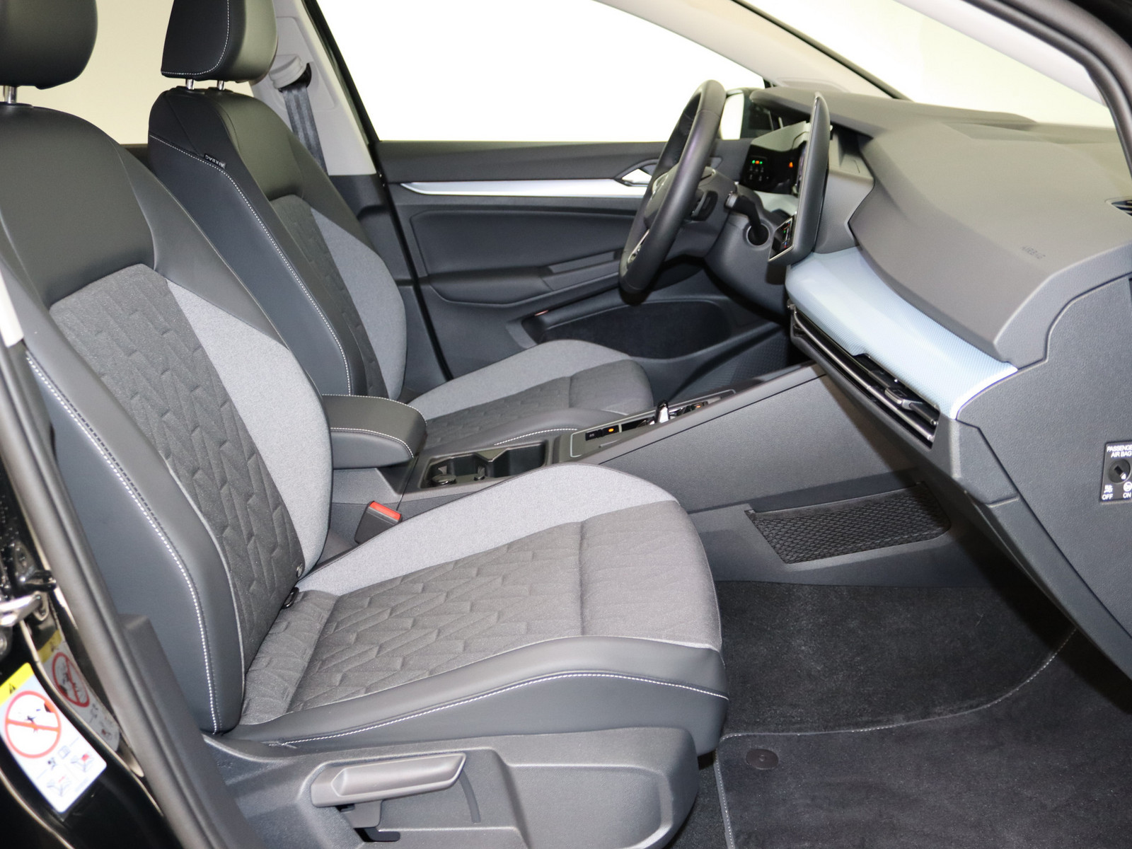 VW Golf VIII 2.0 TDI Energy VW Golf VIII 2.0 TDI Energy