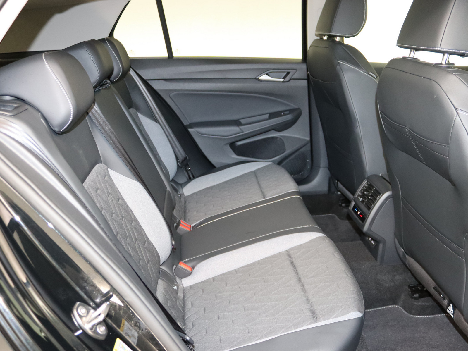 VW Golf VIII 2.0 TDI Energy VW Golf VIII 2.0 TDI Energy