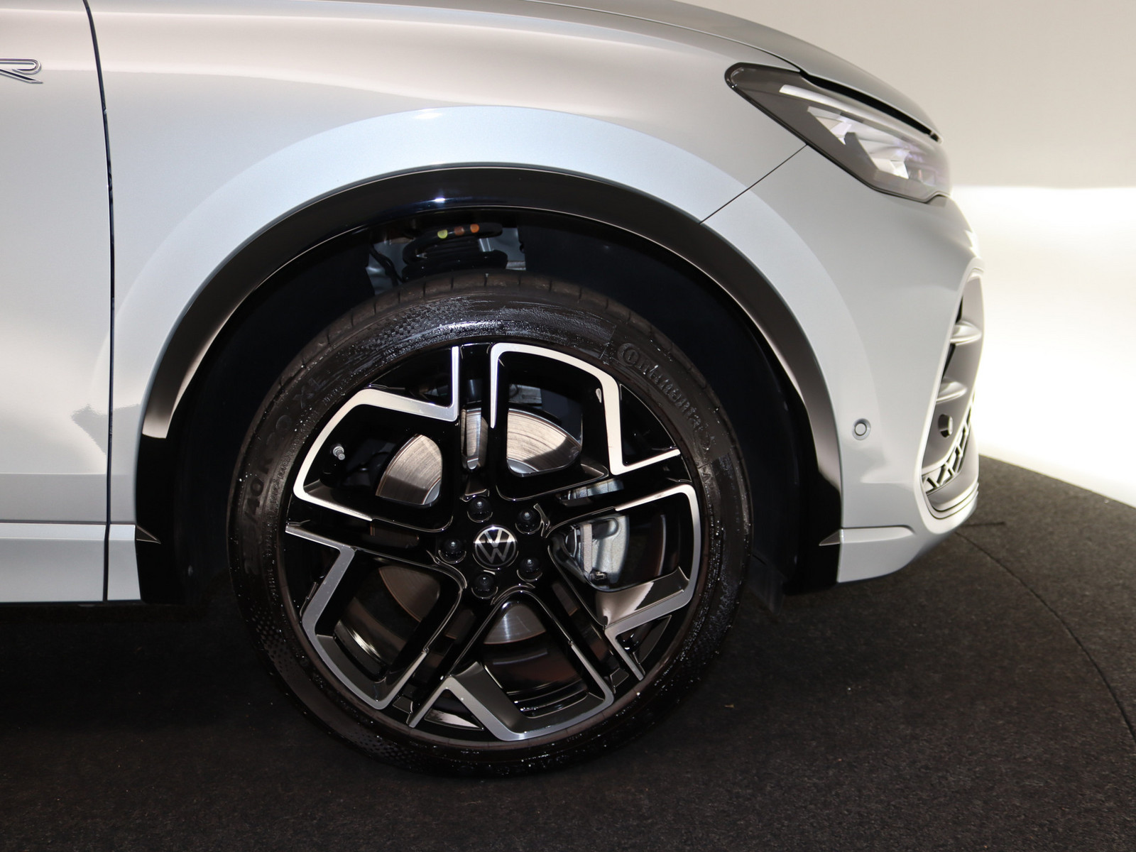 VW Tiguan 2.0 TSI R-Line 4Motion VW Tiguan 2.0 TSI R-Line 4Motion