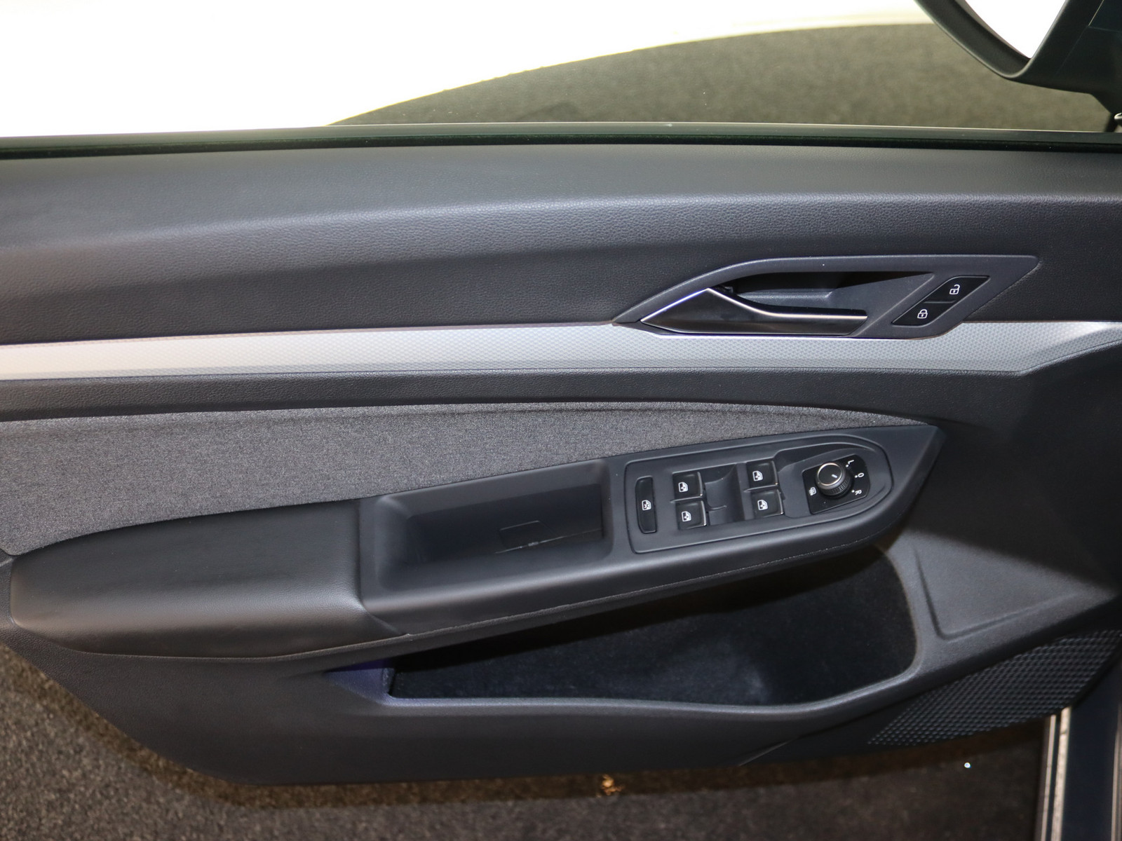 VW Golf VIII 1.0 TSI Move VW Golf VIII 1.0 TSI Move