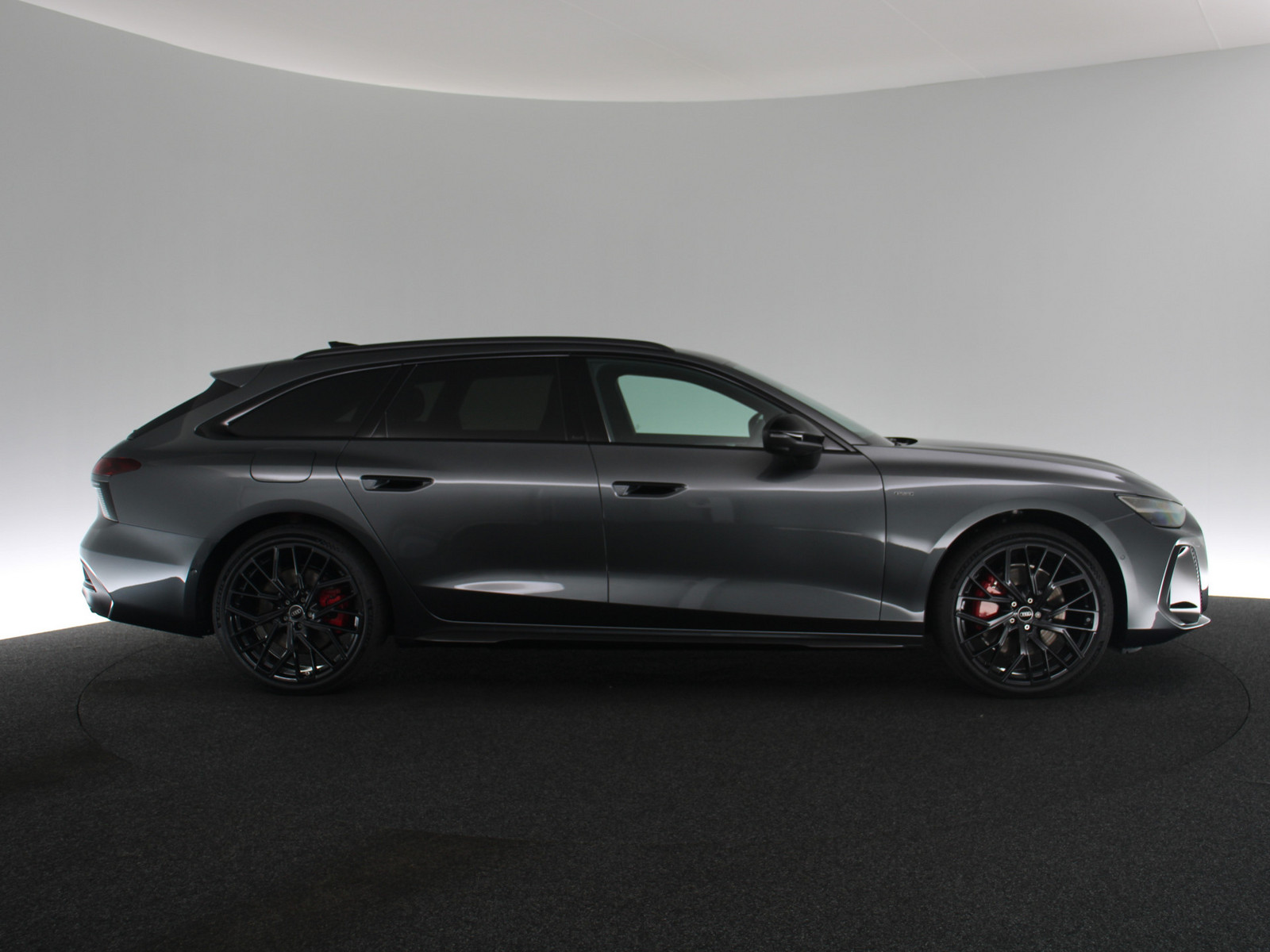 AUDI A6 Avant FSI edition one 2.0 270 kW TFSI e-hybrid quattro AUDI A6 Avant FSI edition one 2.0 270 kW TFSI e-hybrid quattro