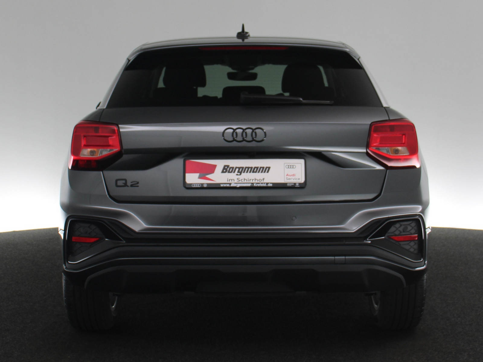 AUDI Q2 35 TFSI S line AUDI Q2 35 TFSI S line