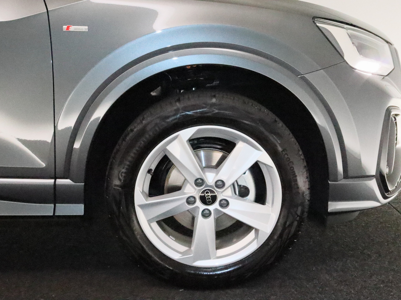 AUDI Q2 35 TFSI S line AUDI Q2 35 TFSI S line