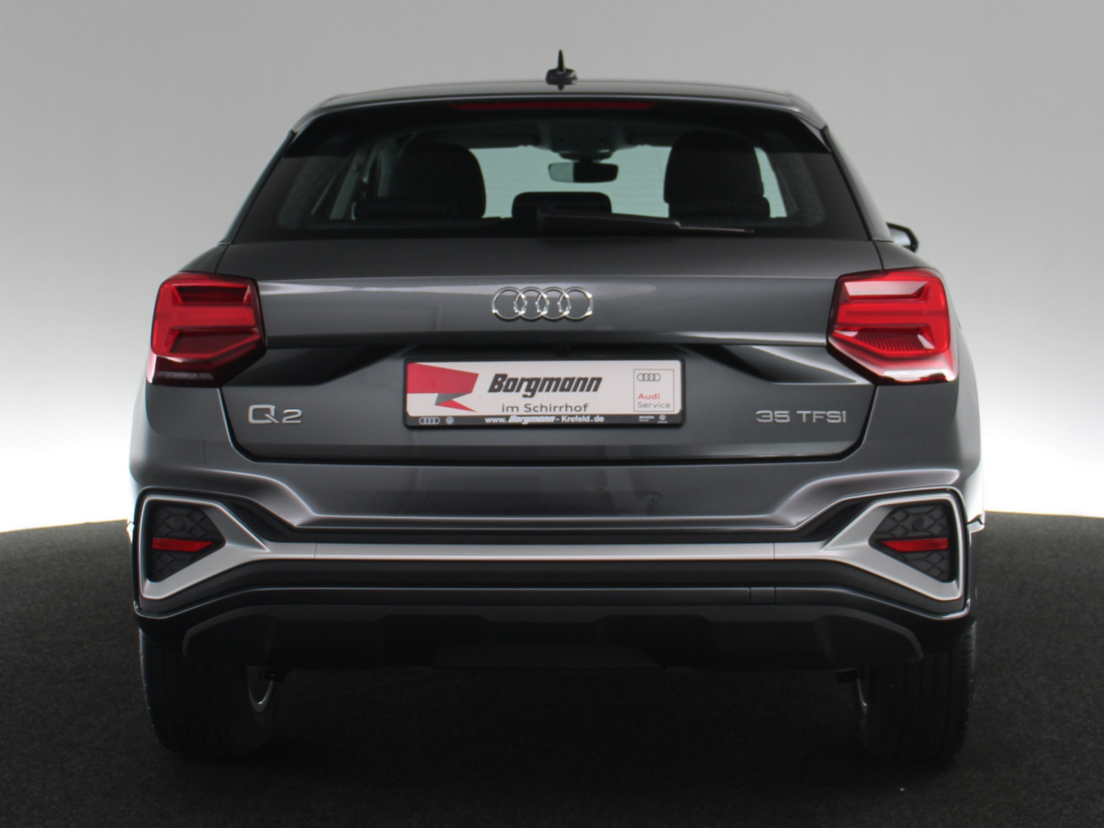 AUDI Q2 35 TFSI S line AUDI Q2 35 TFSI S line