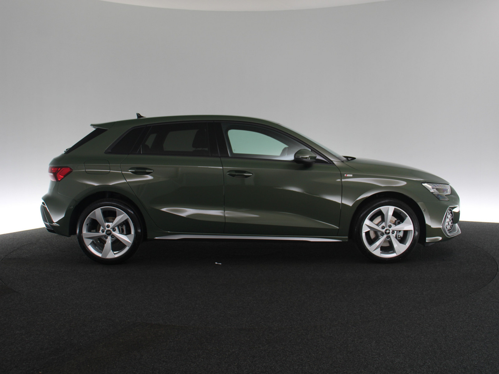 AUDI A3 Sportback quattro S line AUDI A3 Sportback quattro S line