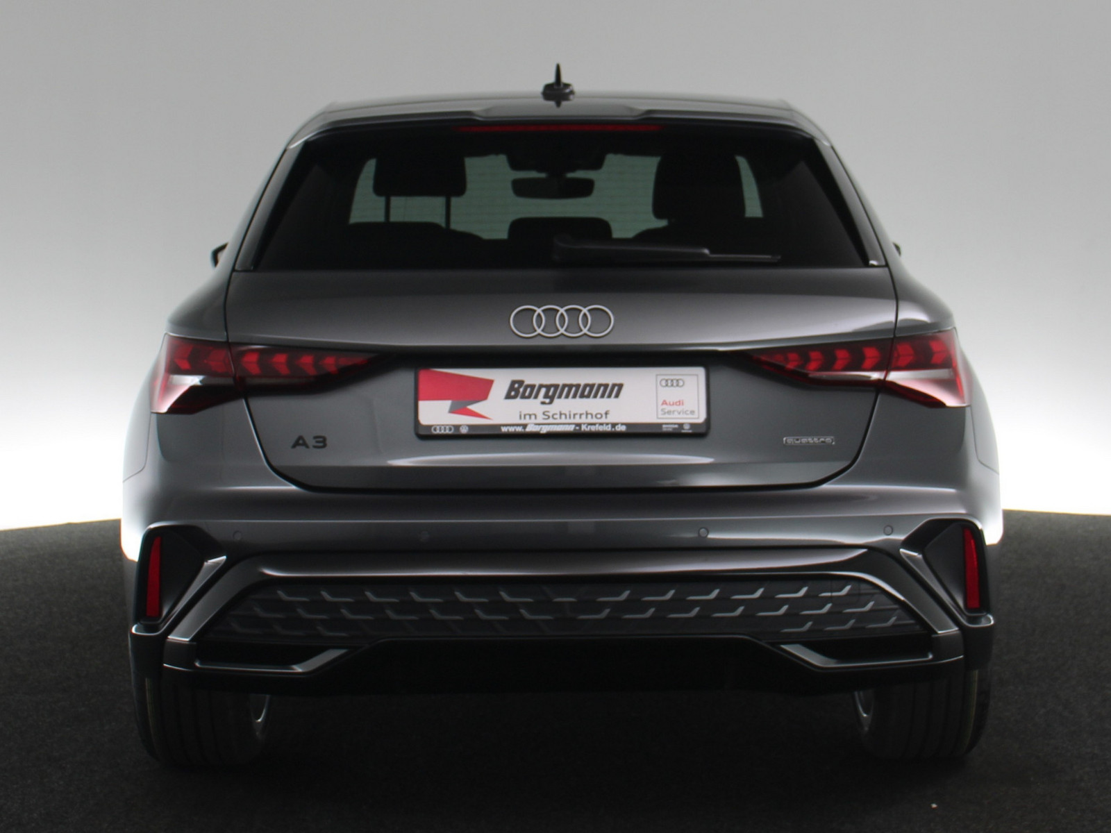 AUDI A3 Sportback quattro S line AUDI A3 Sportback quattro S line