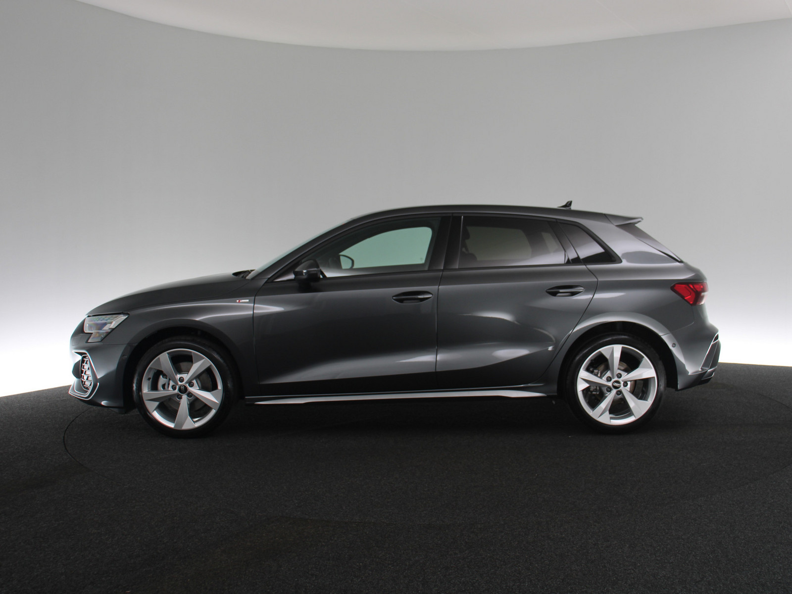 AUDI A3 Sportback quattro S line AUDI A3 Sportback quattro S line