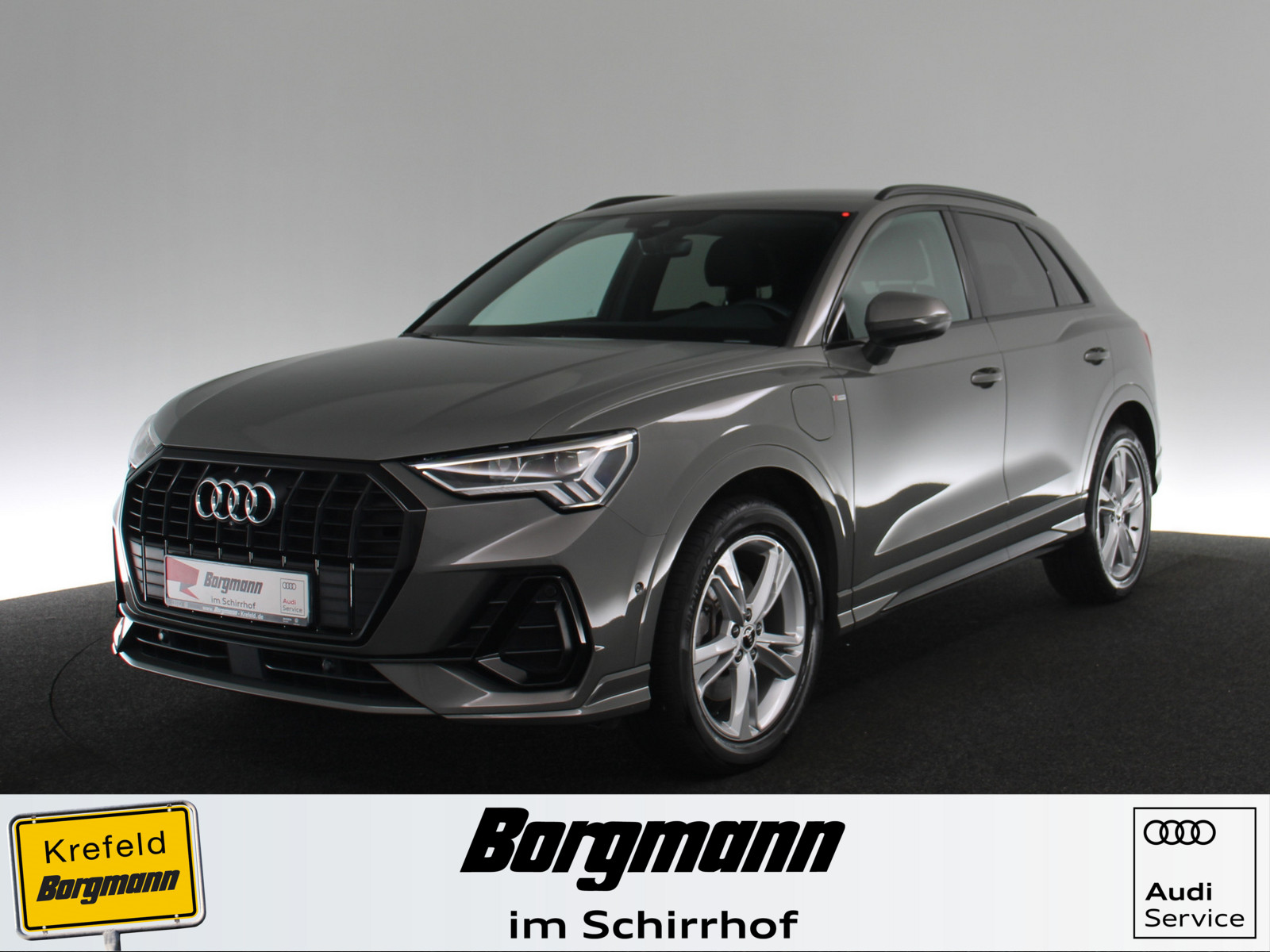 AUDI Q3 45 TFSI e S line