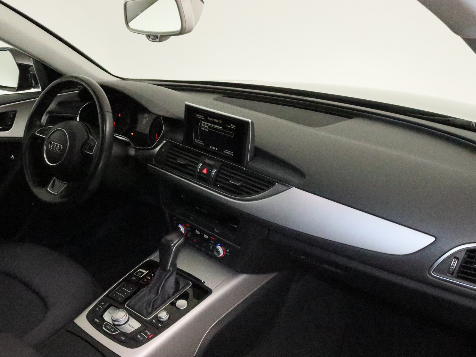 AUDI A6 Avant 2.0 TDI ultra AUDI A6 Avant 2.0 TDI ultra