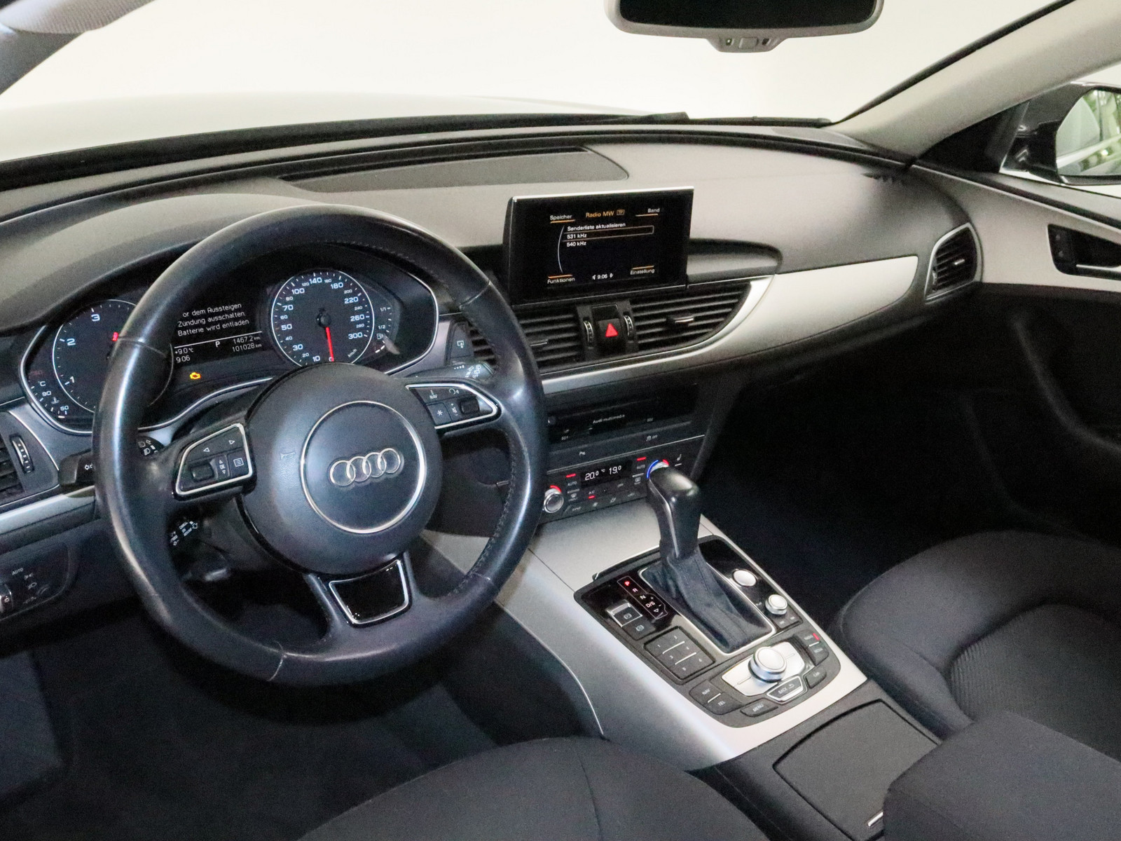 AUDI A6 Avant 2.0 TDI ultra AUDI A6 Avant 2.0 TDI ultra