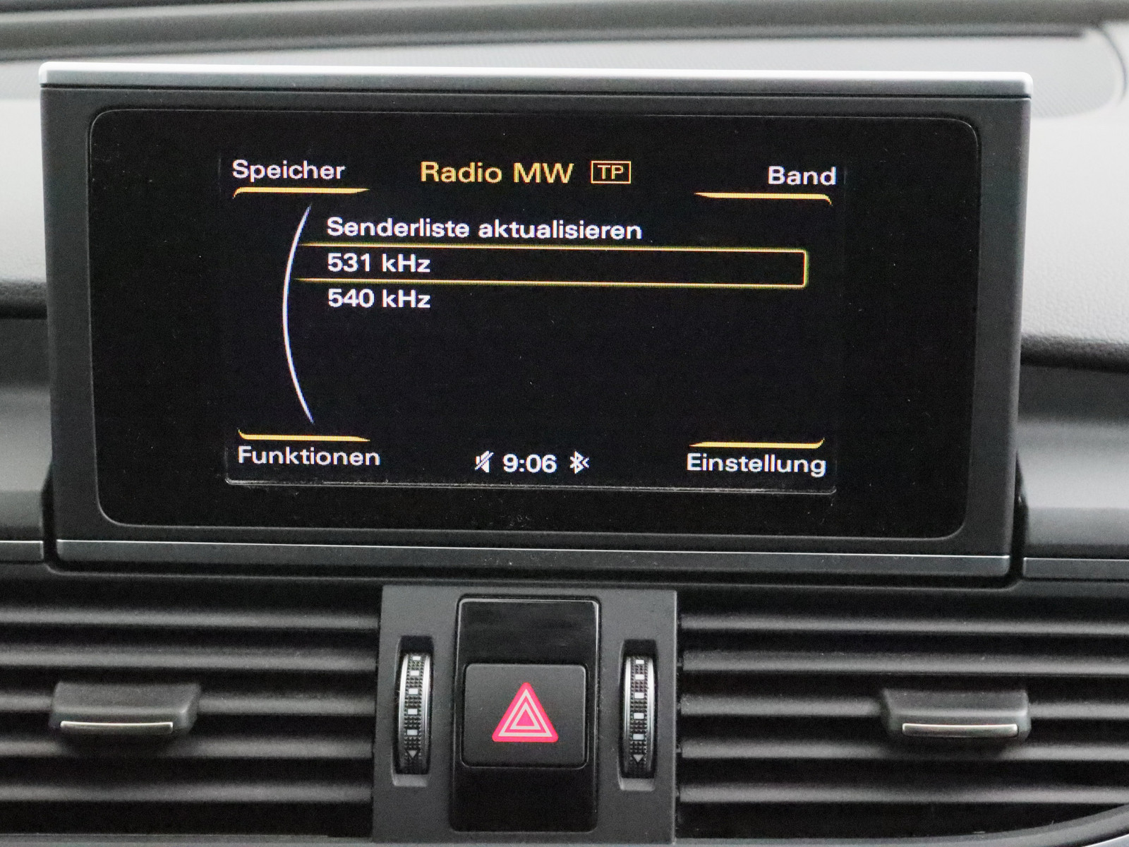 AUDI A6 Avant 2.0 TDI ultra AUDI A6 Avant 2.0 TDI ultra