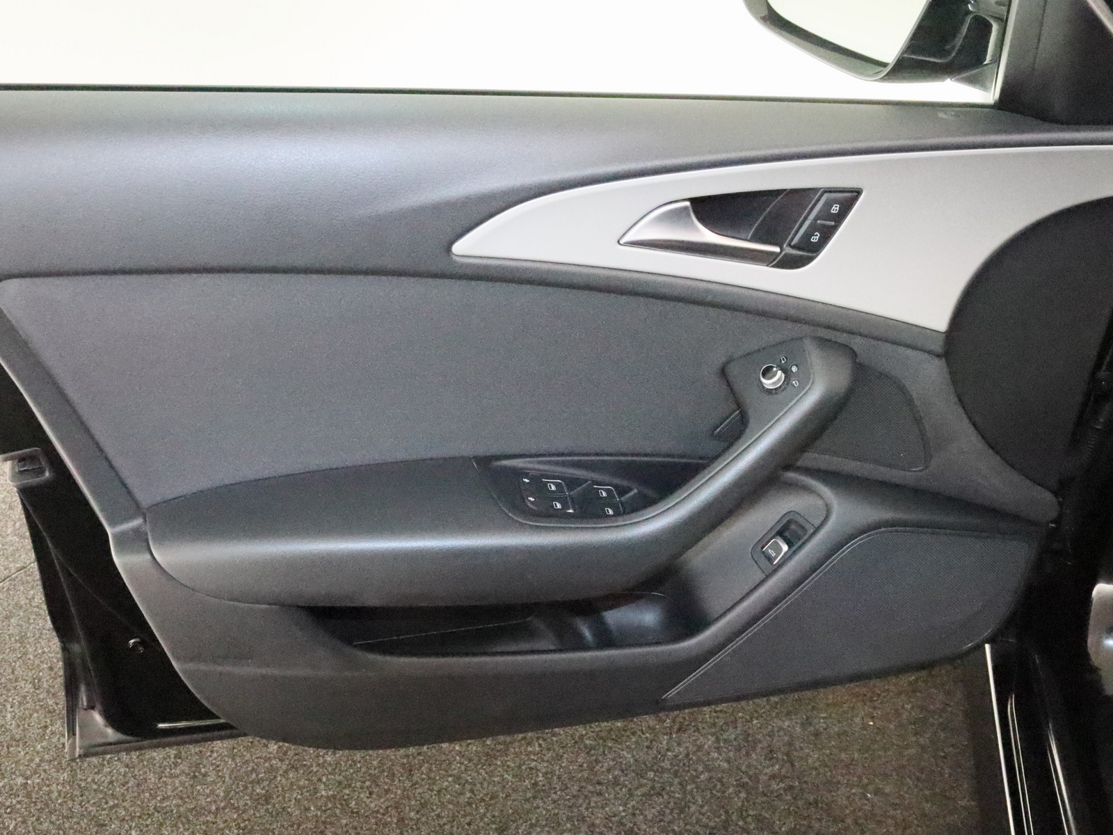 AUDI A6 Avant 2.0 TDI ultra AUDI A6 Avant 2.0 TDI ultra