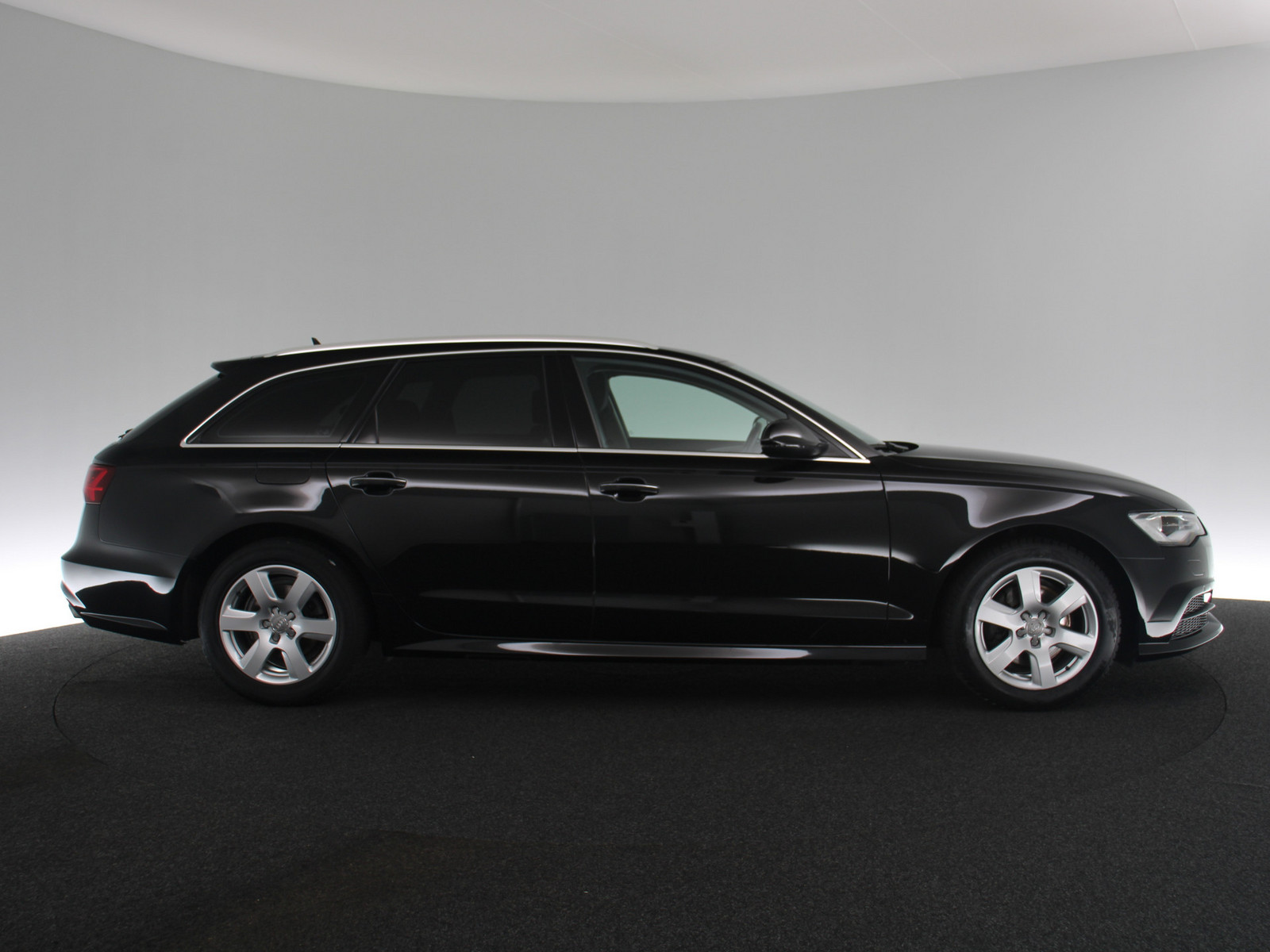 AUDI A6 Avant 2.0 TDI ultra AUDI A6 Avant 2.0 TDI ultra