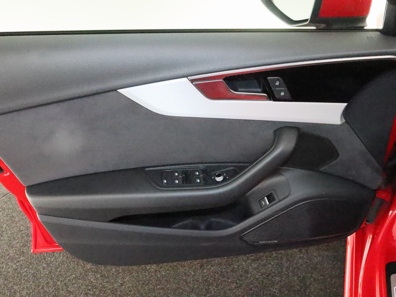 AUDI A4 Lim. 40 TDI quattro S line AUDI A4 Lim. 40 TDI quattro S line