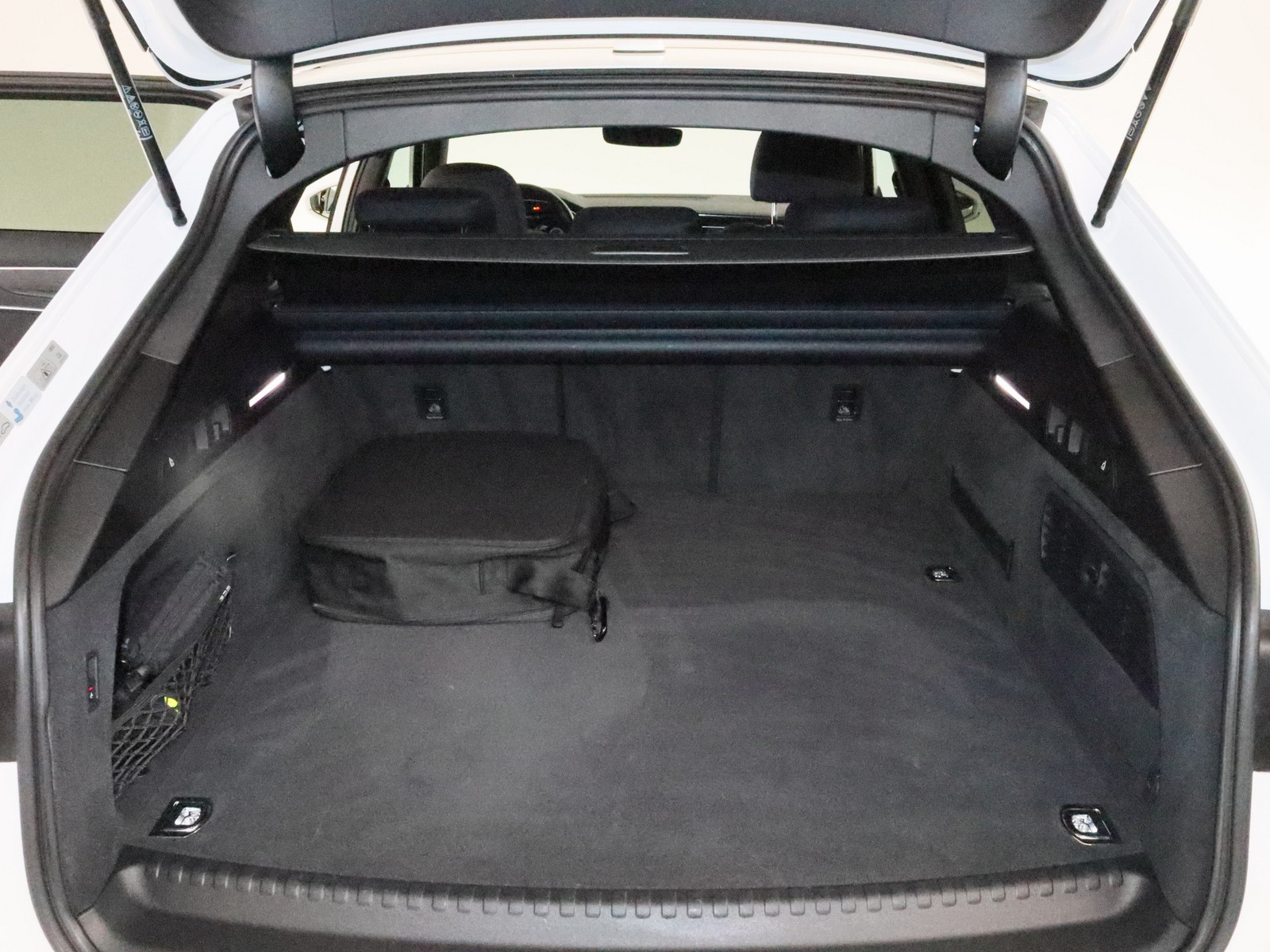 AUDI A6 Avant 50 TFSI e quattro sport AUDI A6 Avant 50 TFSI e quattro sport